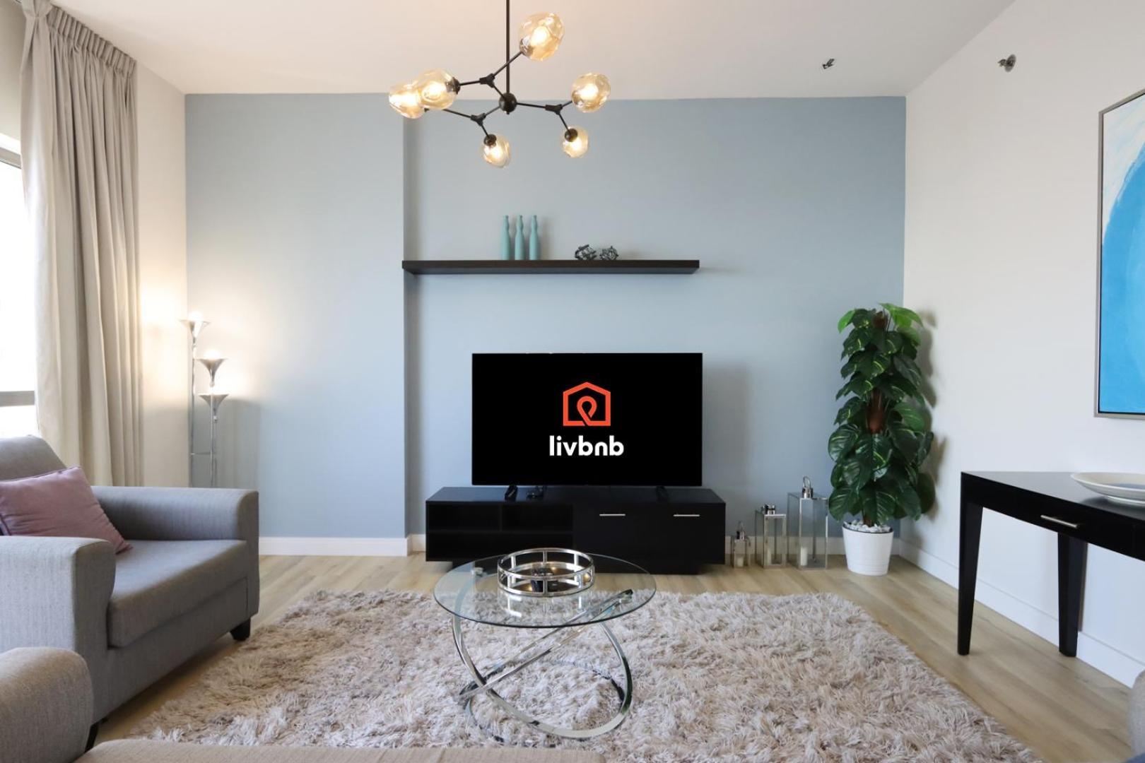Livbnb - Spacious 2bhk In Shams Walk To * Dubai