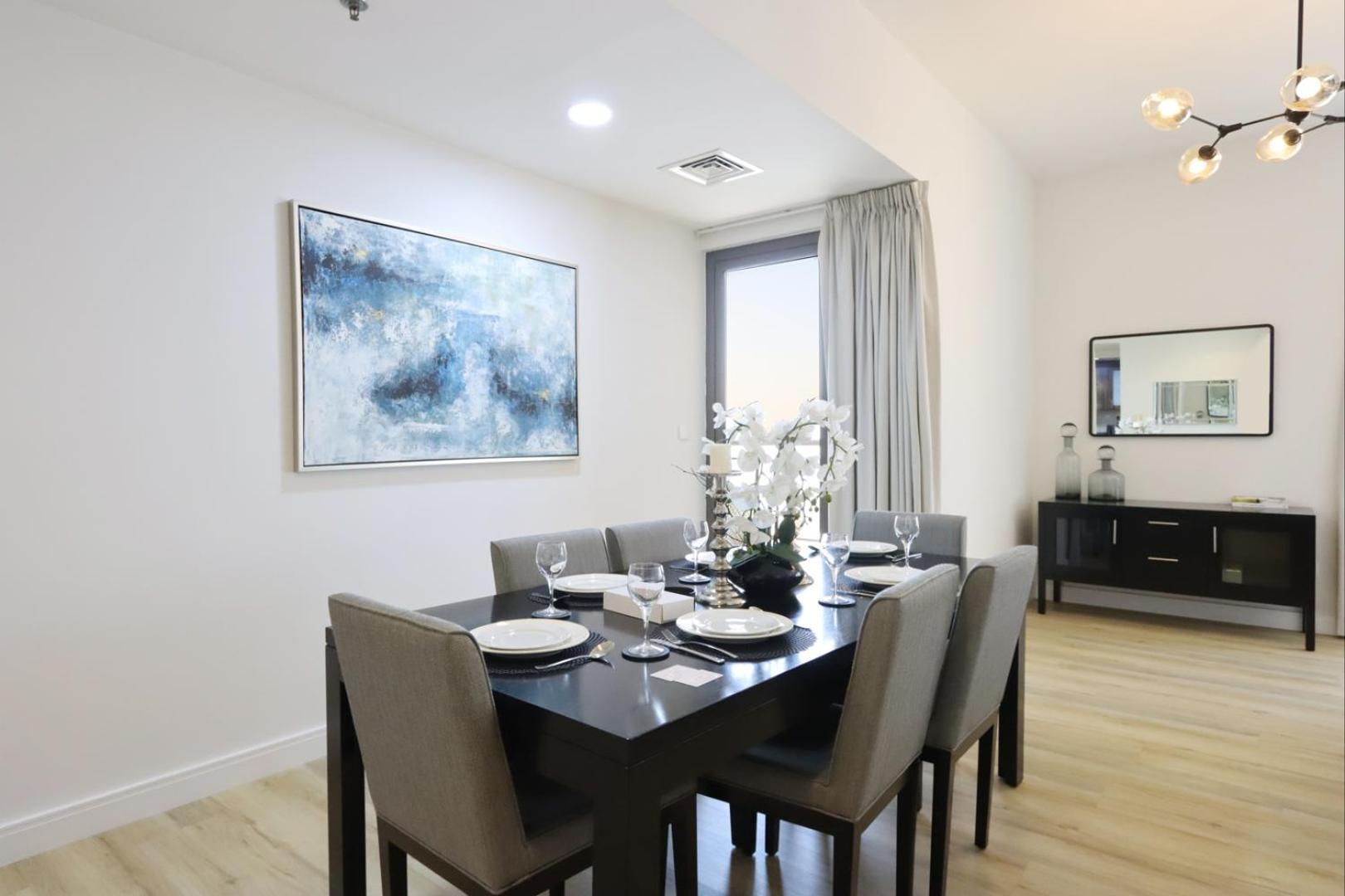 Apartment Livbnb - Spacious 2bhk In Shams Walk To *