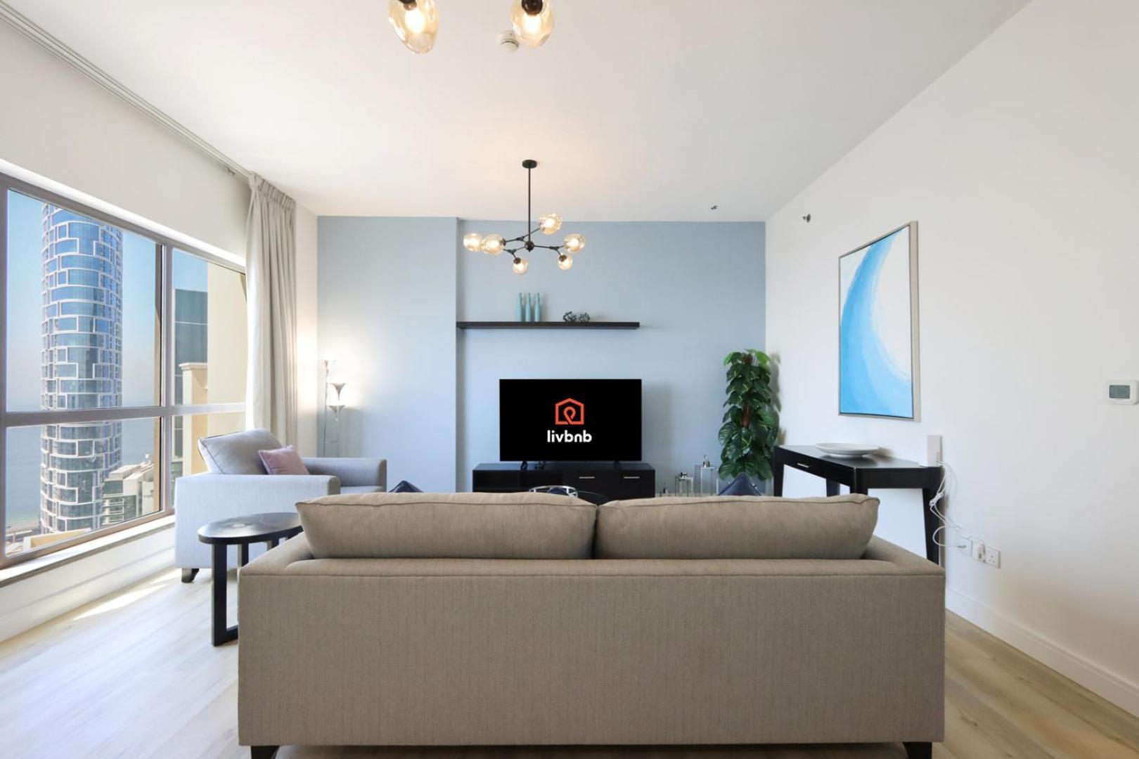 Livbnb - Spacious 2bhk In Shams Walk To * Dubai