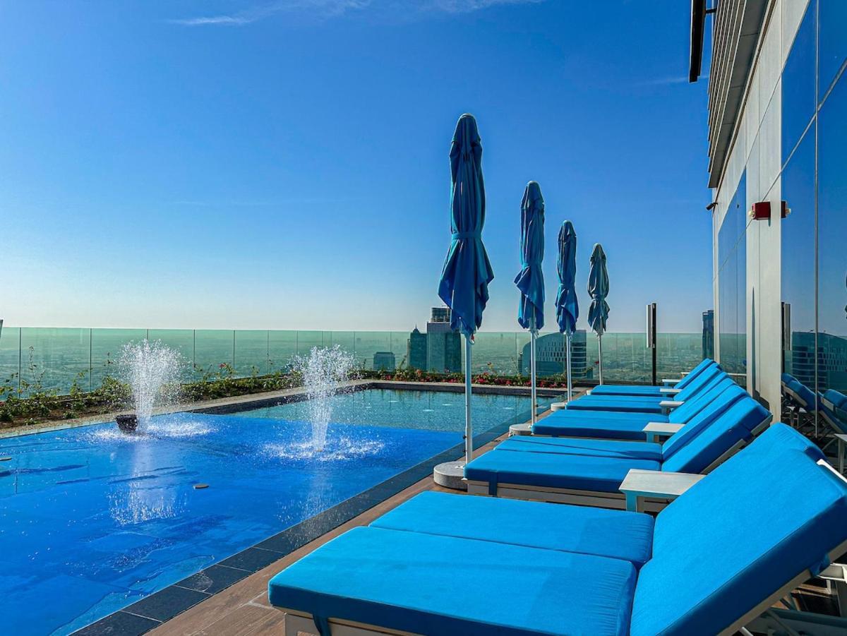 Cloud Nine Panorama & Rooftop Infinity Pool, 3br In Paramount Midtown Apartment *