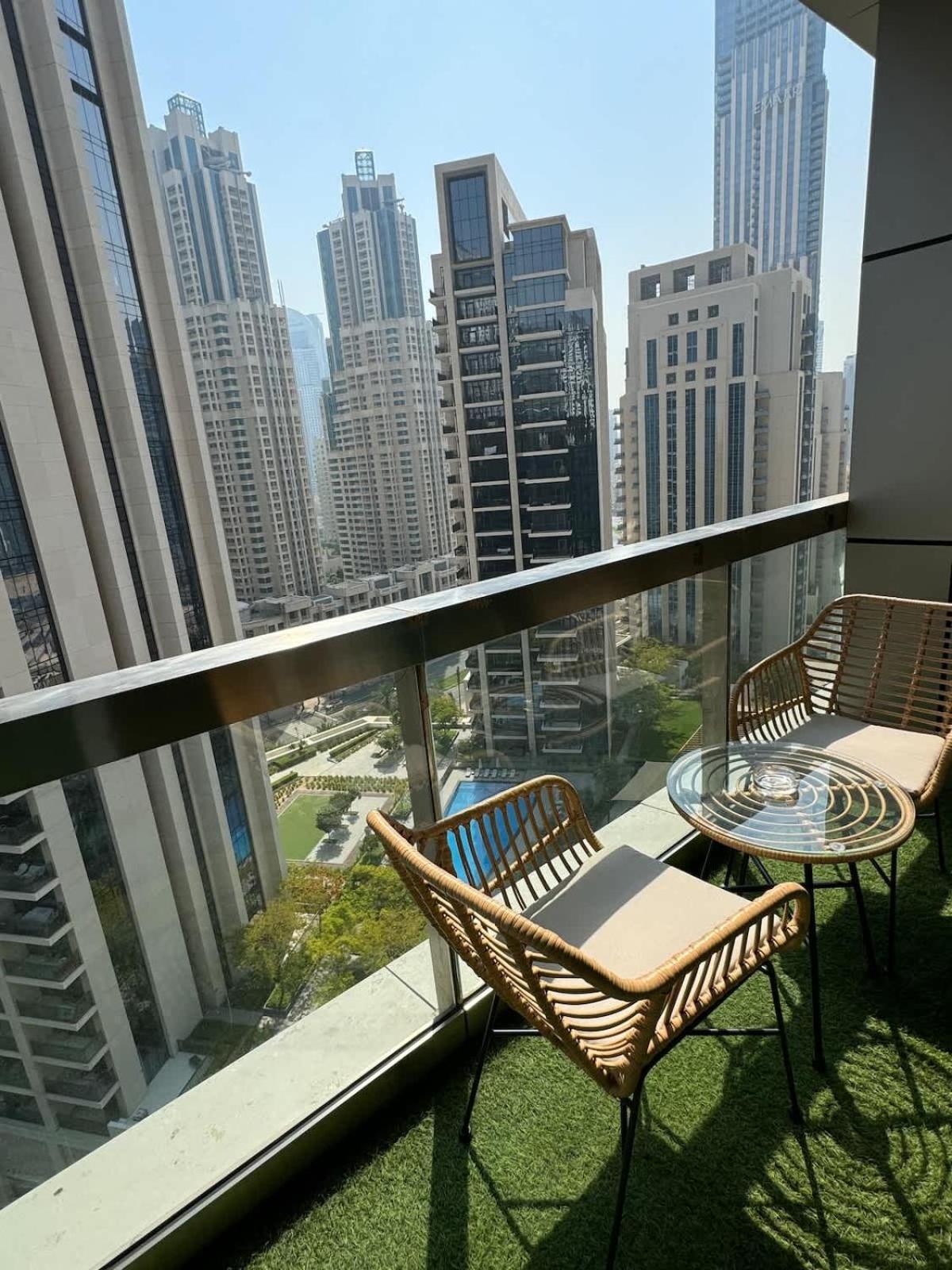 Incredible Downtown Location Apartment