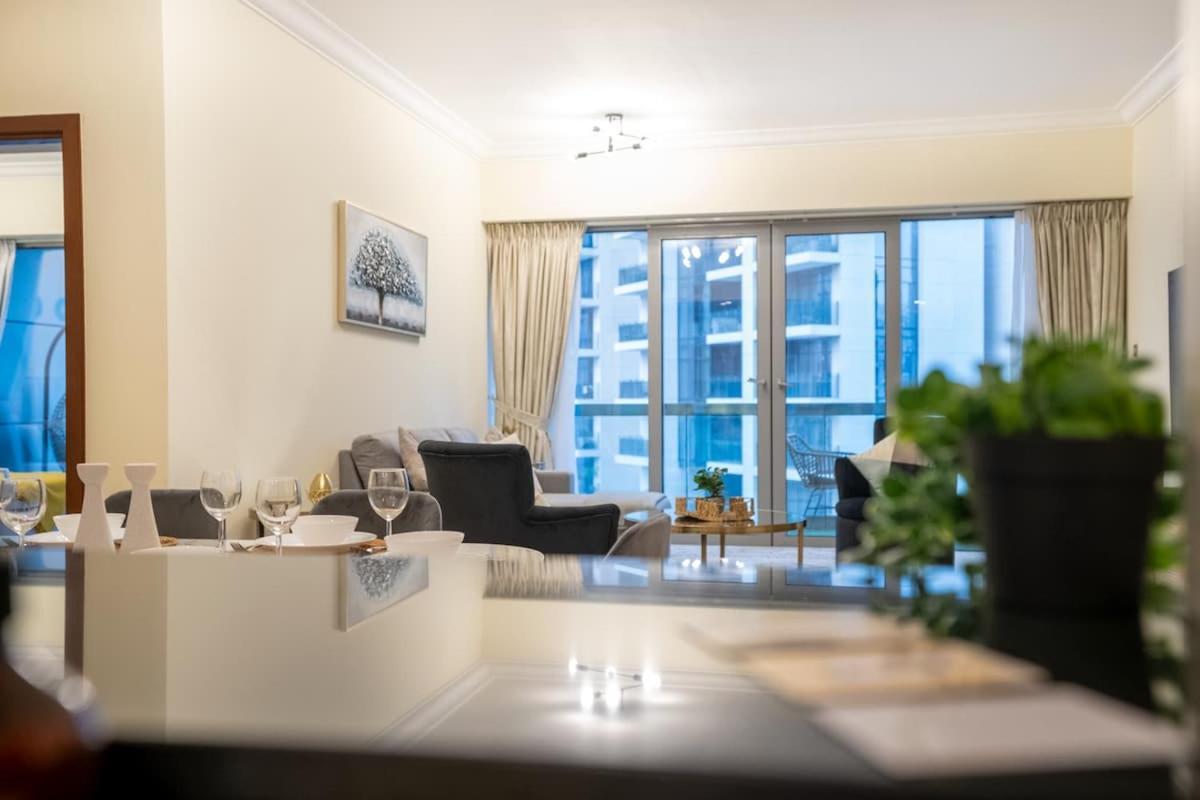 Incredible Downtown Location *