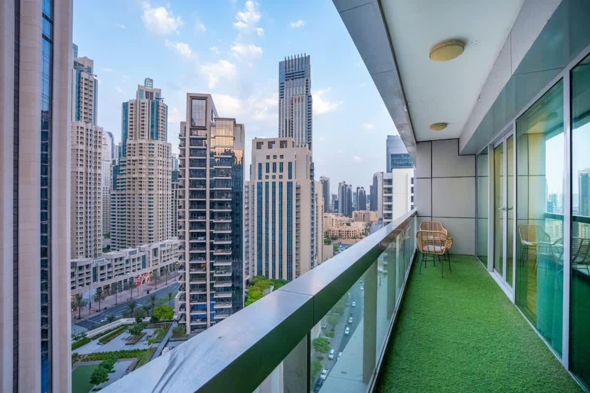 Incredible Downtown Location *