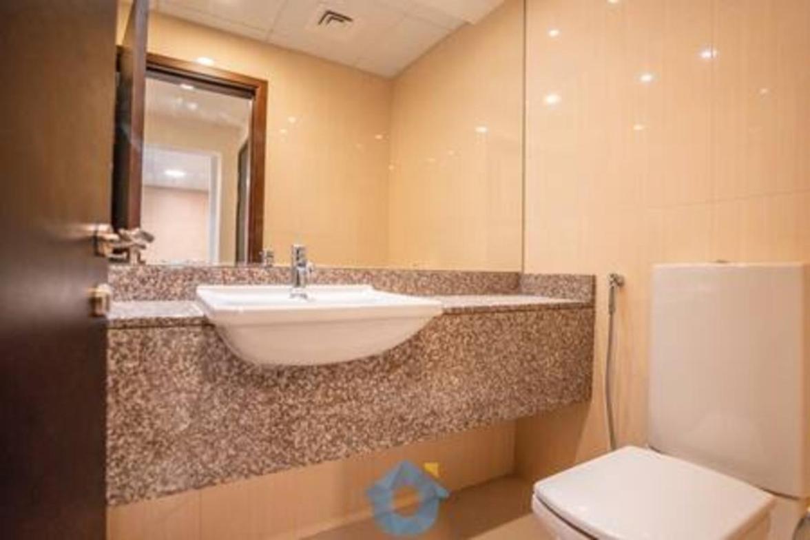 232sa Lavish 2br In Palm Jumeirah With Sea View Apartment Dubai