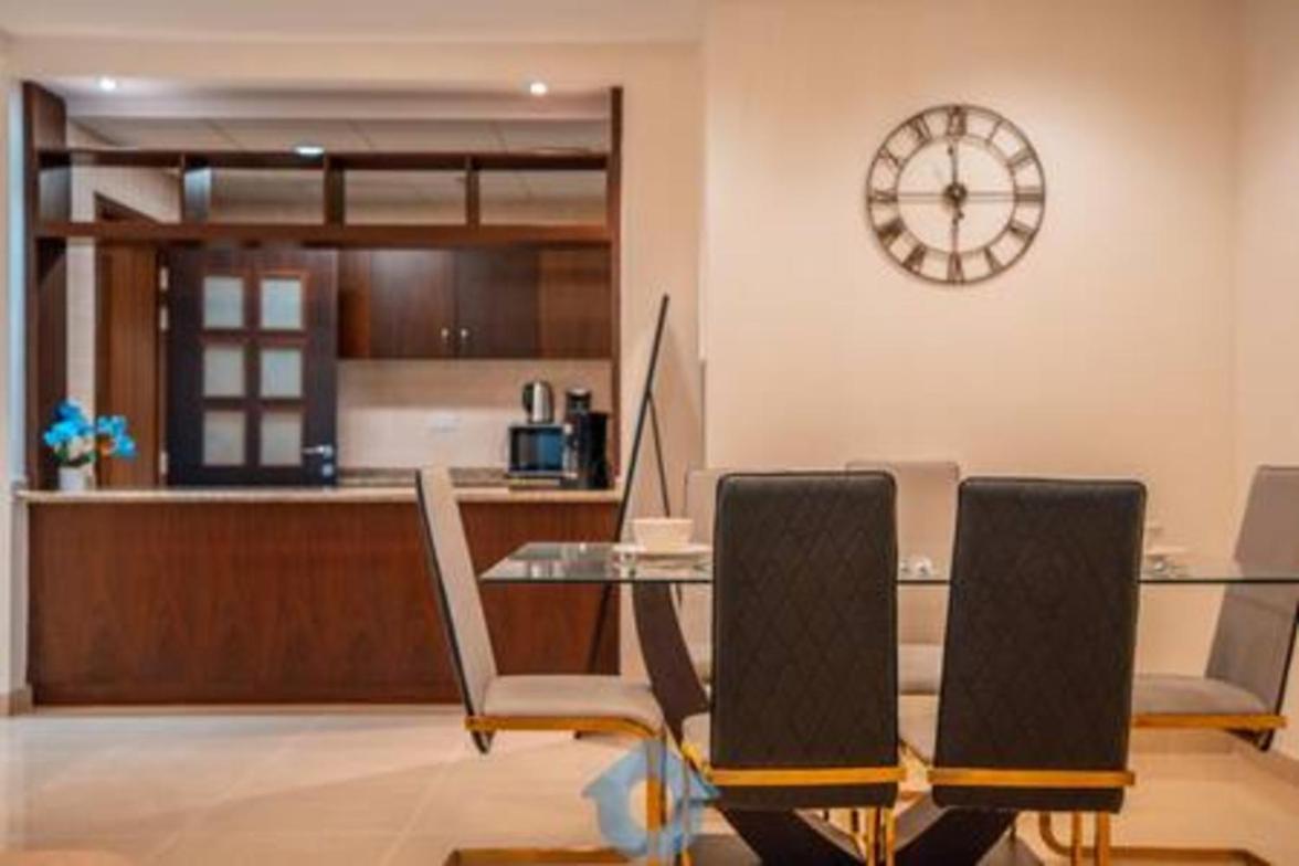 232sa Lavish 2br In Palm Jumeirah With Sea View Apartment Dubai