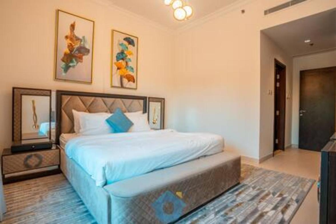 G18sa 3-br Duplex Haven In Iconic Palm Jumeirah