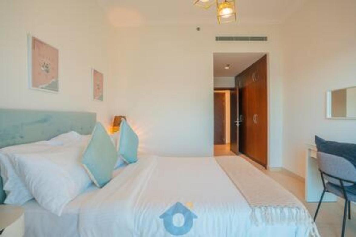 252sa Modern Beachfront 3-bhk In Palm Jumeirah