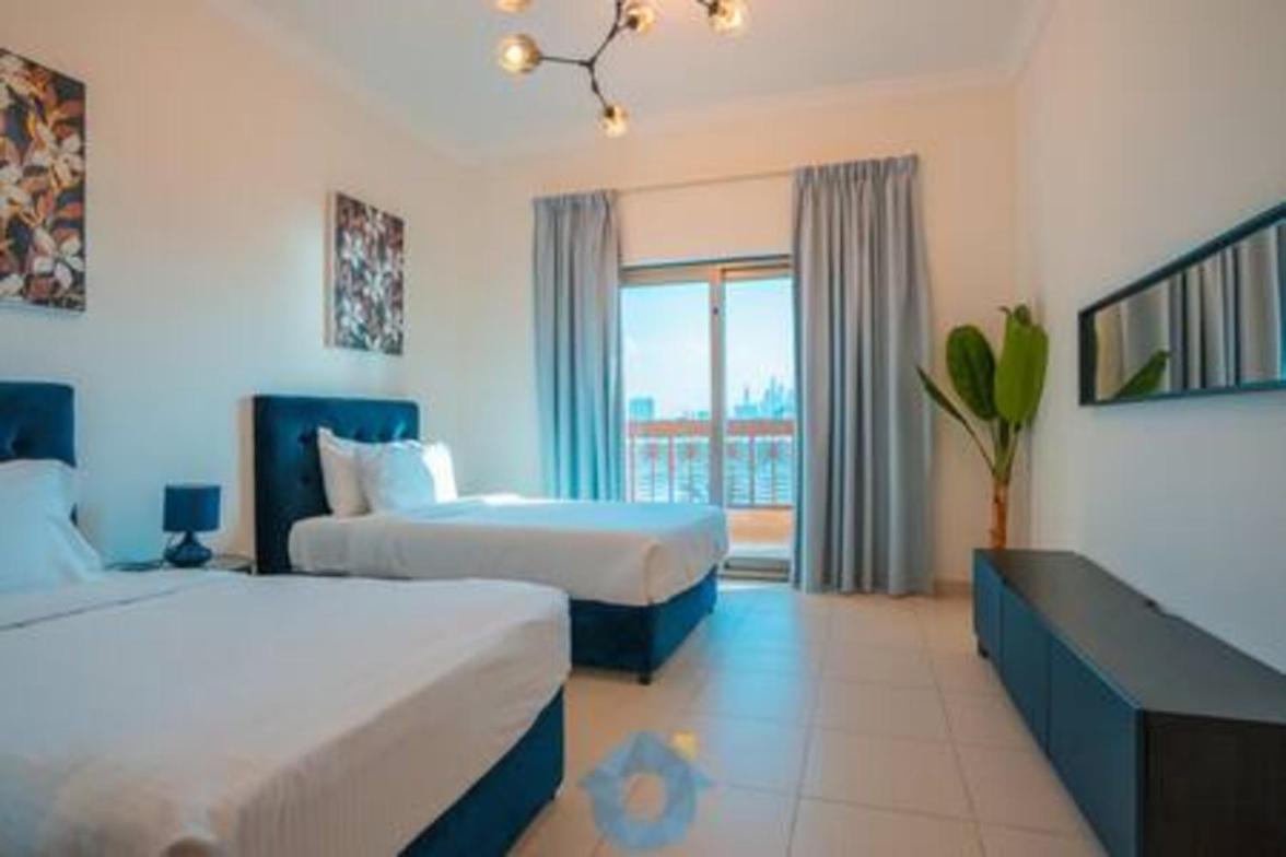 Apartment 252sa Modern Beachfront 3-bhk In Palm Jumeirah