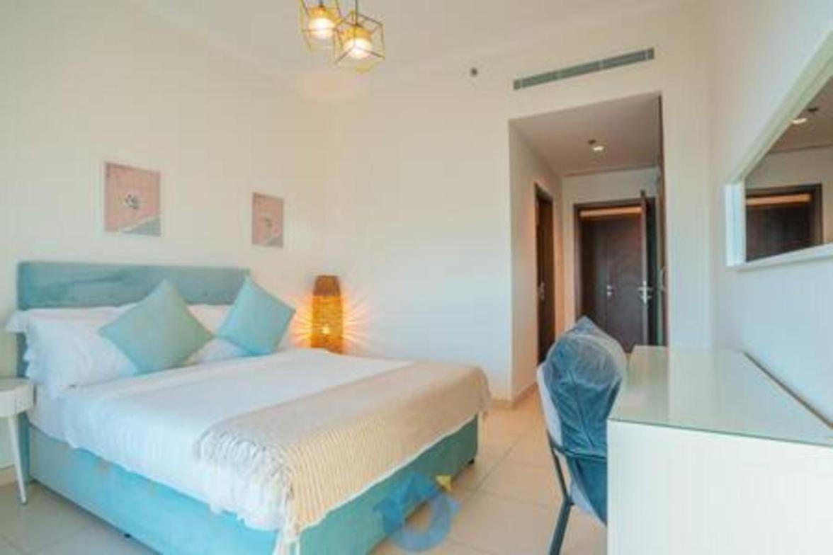 252sa Modern Beachfront 3-bhk In Palm Jumeirah * Dubai