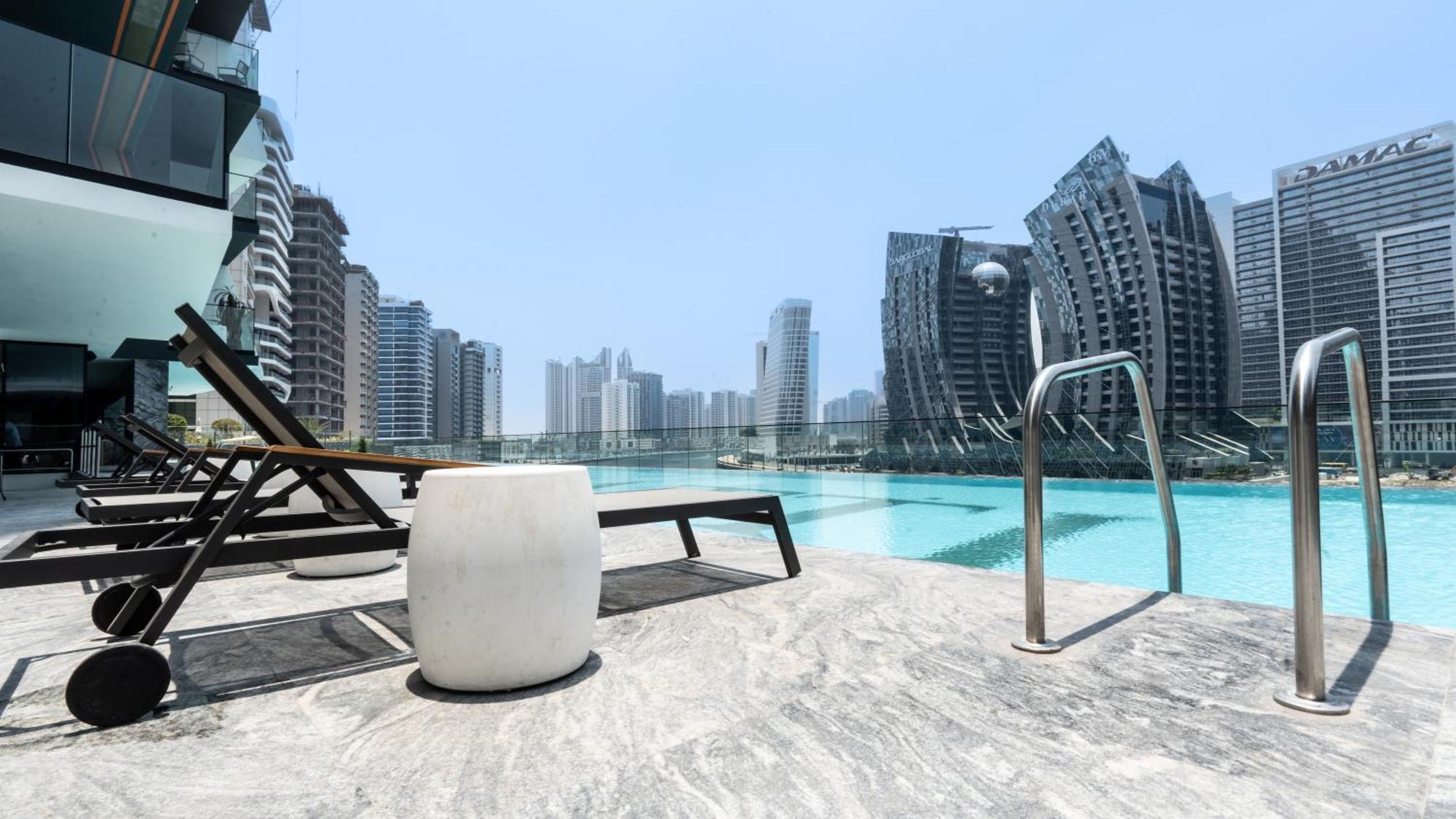 Keyrock Living - Binghatti Canal Sky Retreat Apartment *