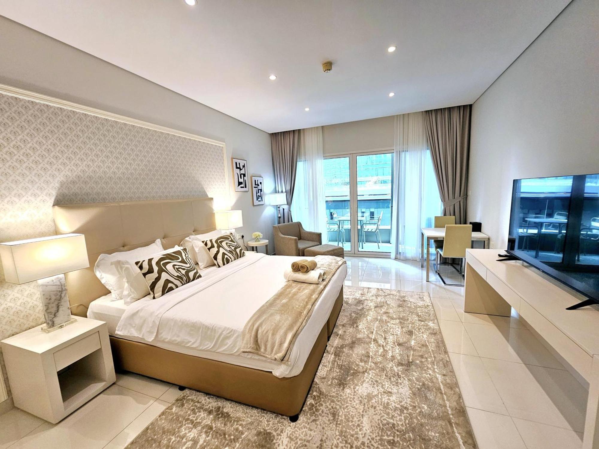 Sunrise Homes - Amazing In Business Bay Apartment *