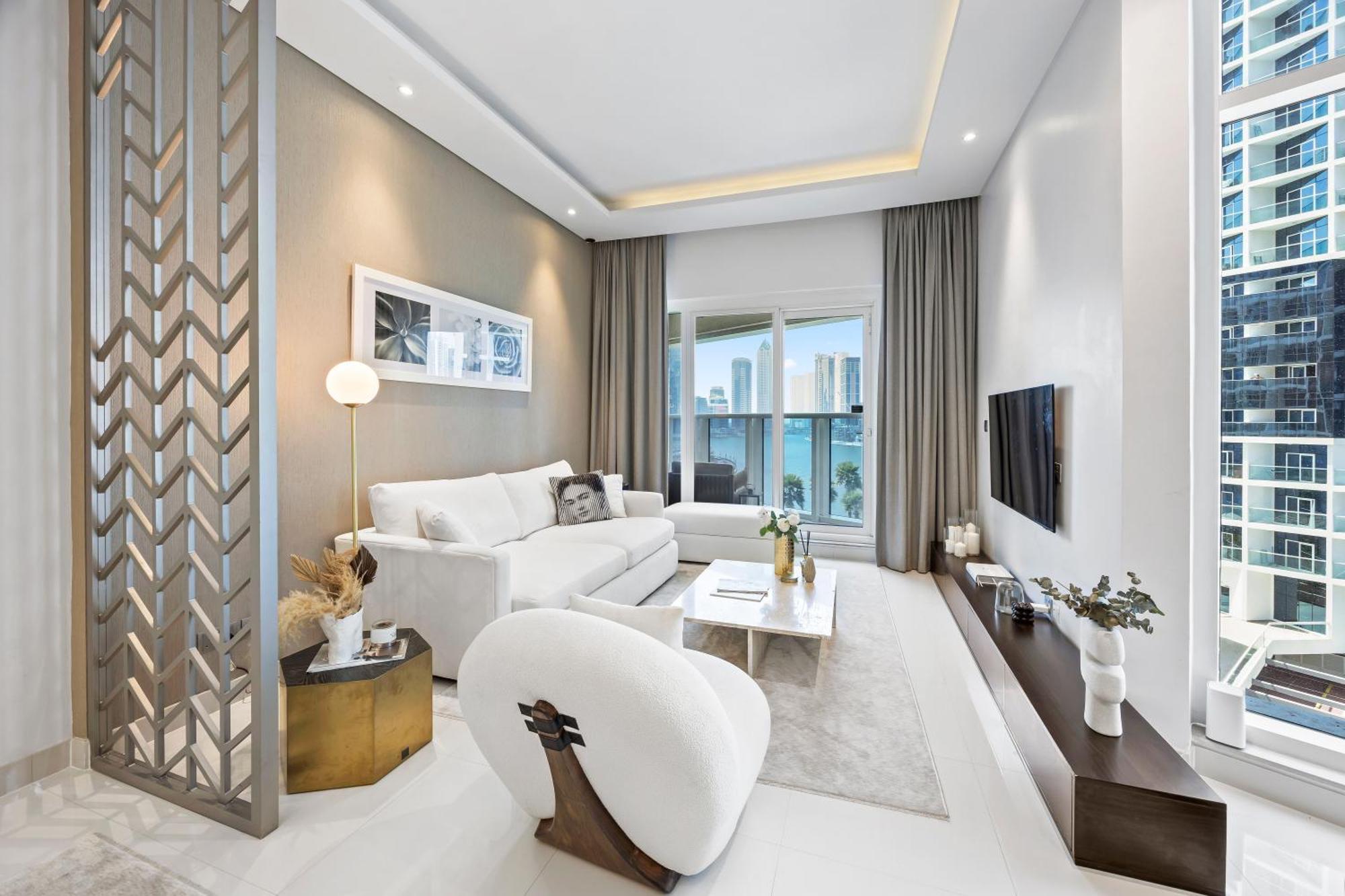 Apartment Your Stylish Getaway Near The Iconic Burj Khalifa *