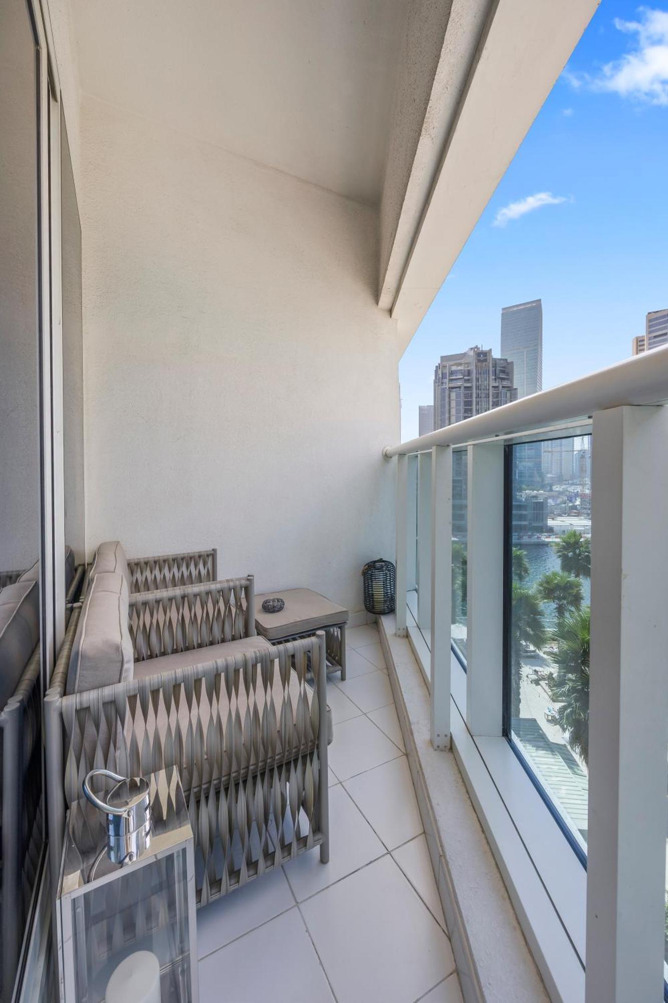 Your Stylish Getaway Near The Iconic Burj Khalifa *