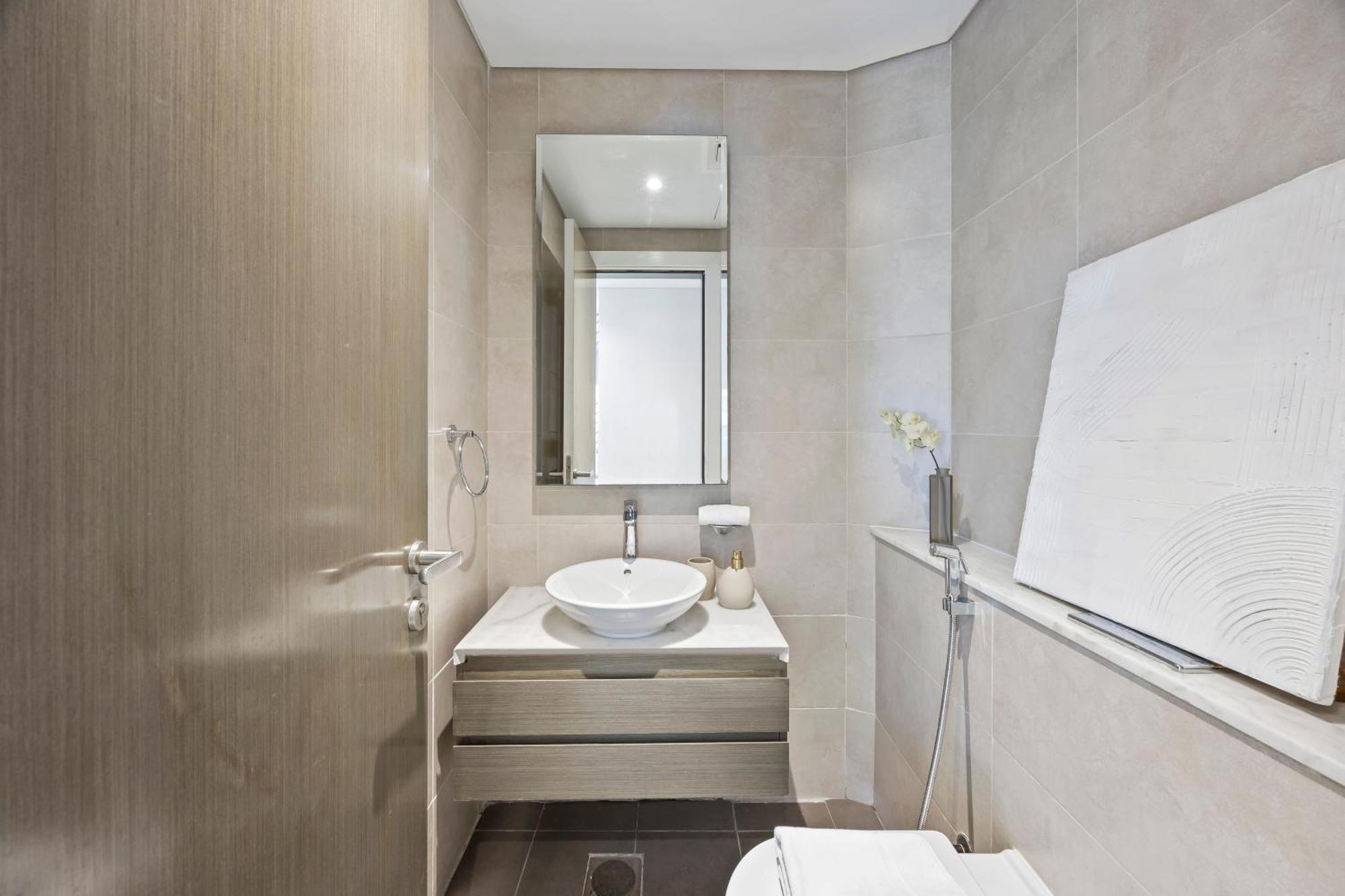 Your Stylish Getaway Near The Iconic Burj Khalifa Dubai