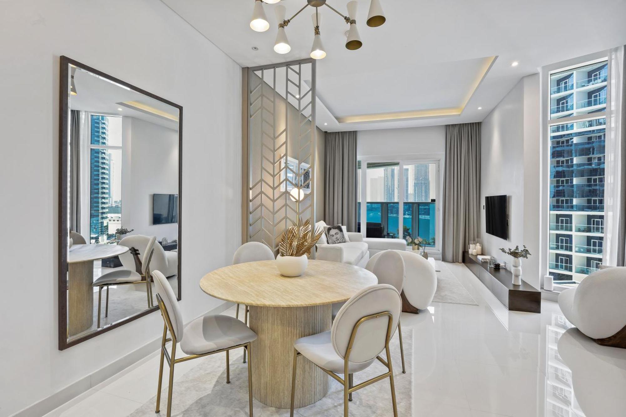 Your Stylish Getaway Near The Iconic Burj Khalifa Apartment Dubai