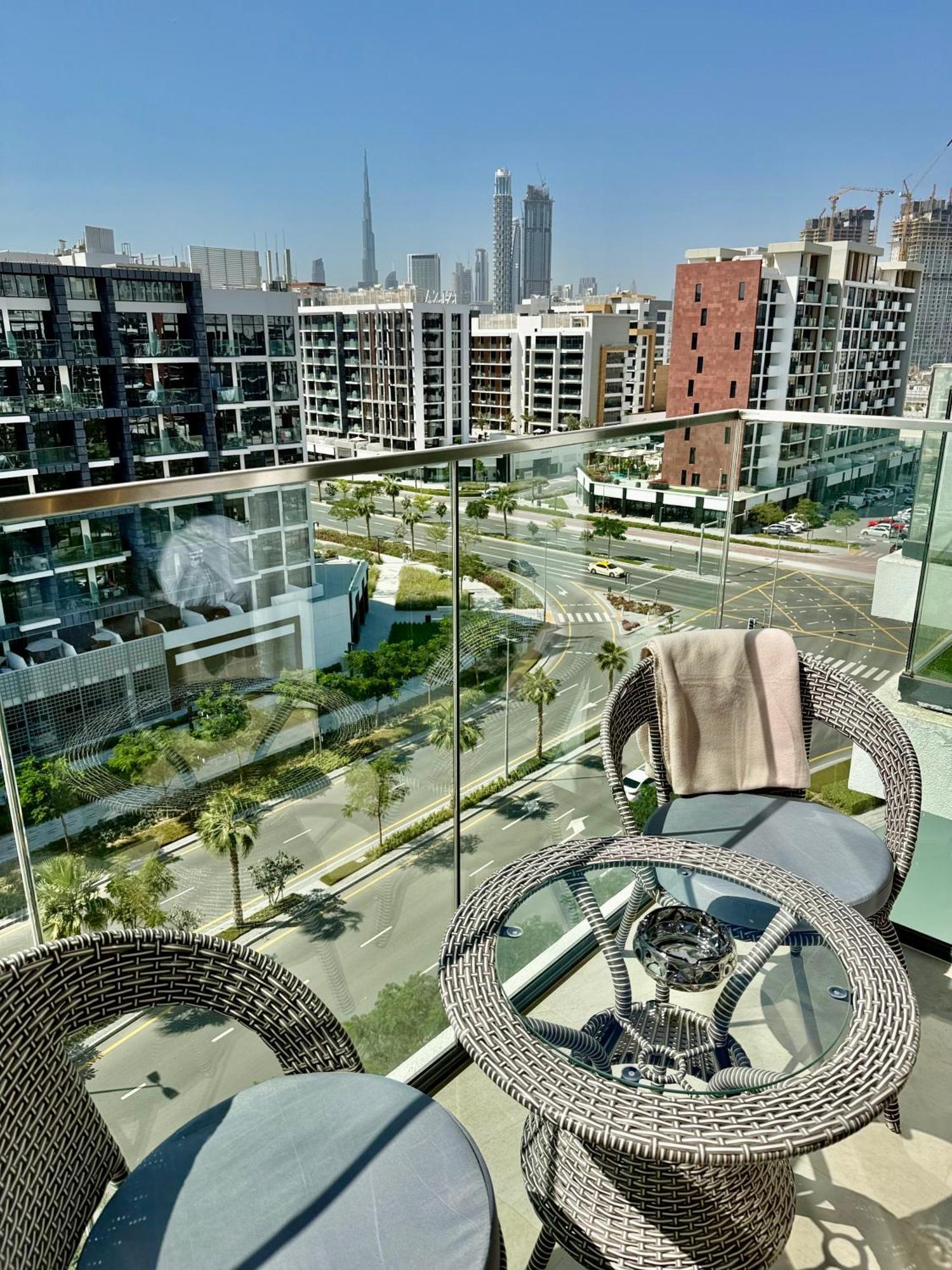 Apartment Burj Khalifa View