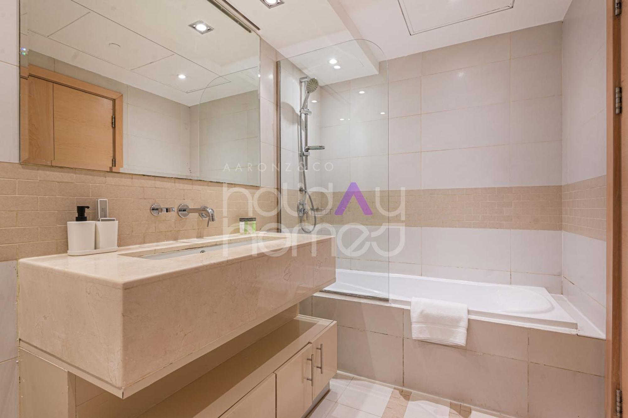 Apartment Elegant 1br In Sanibel Tower Marina Dubai