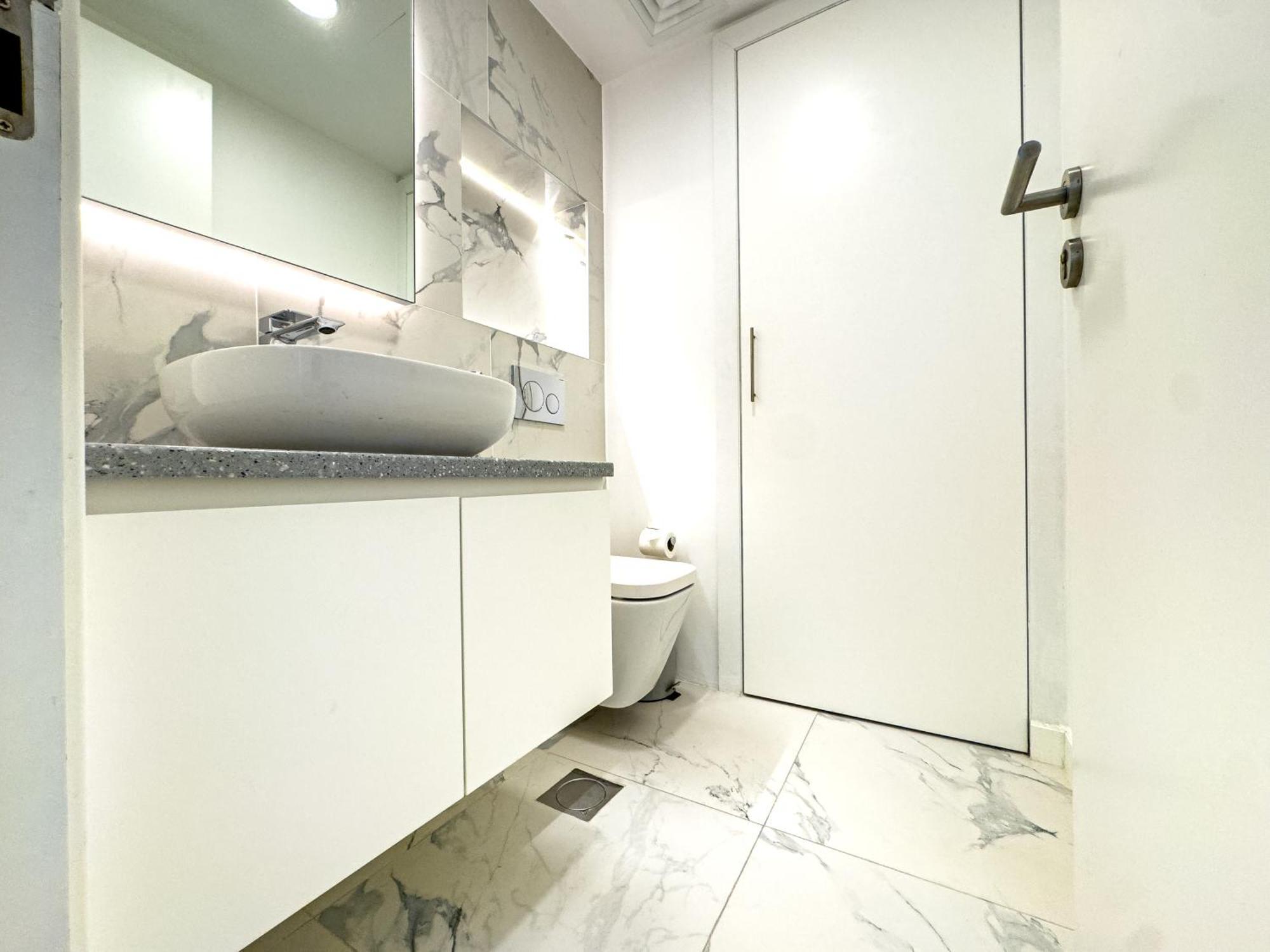 Serene 2br Escape - Al Majara - Waterfront Dubai