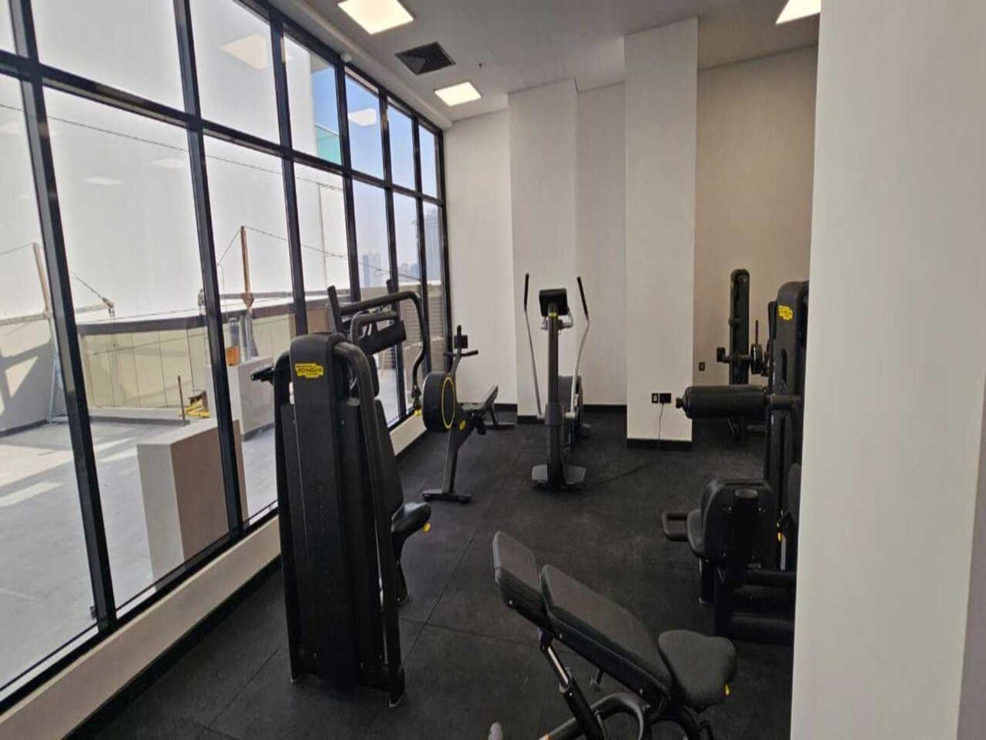 Luxury In Jvc Apartment *