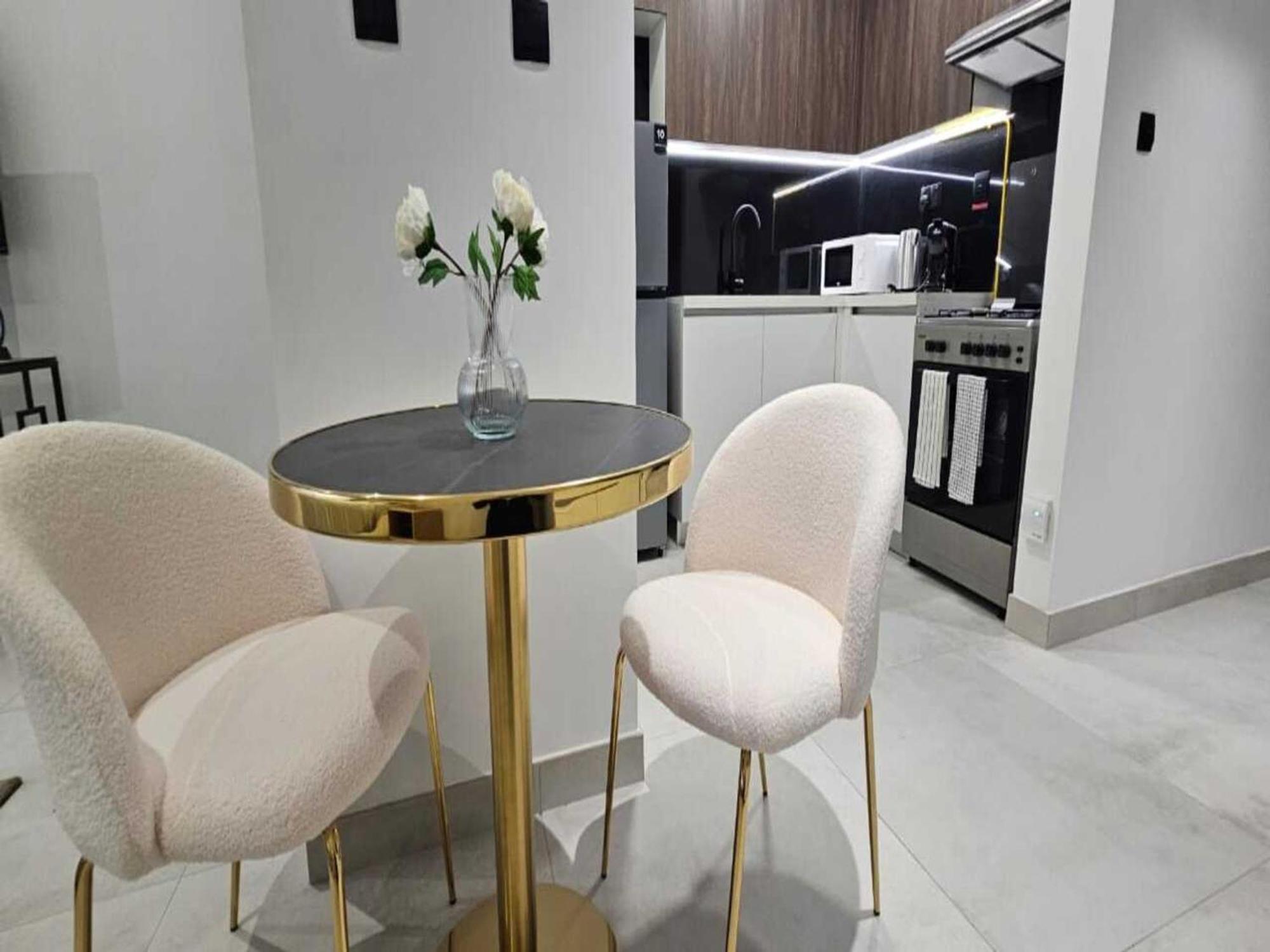 Apartment Luxury In Jvc *