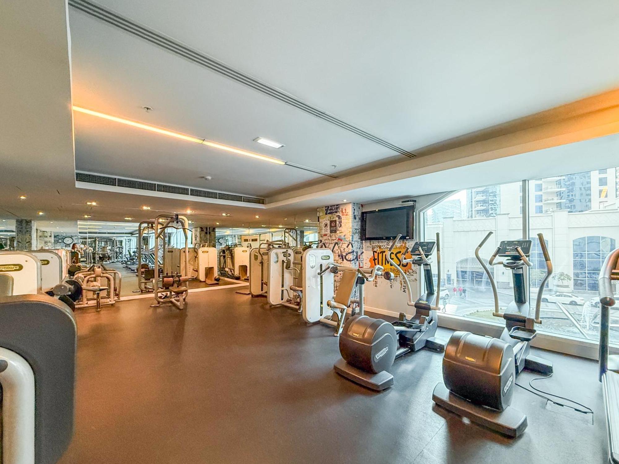 Seaview Elegance! 1-bedroom Retreat In Marina Promenade Apartment *