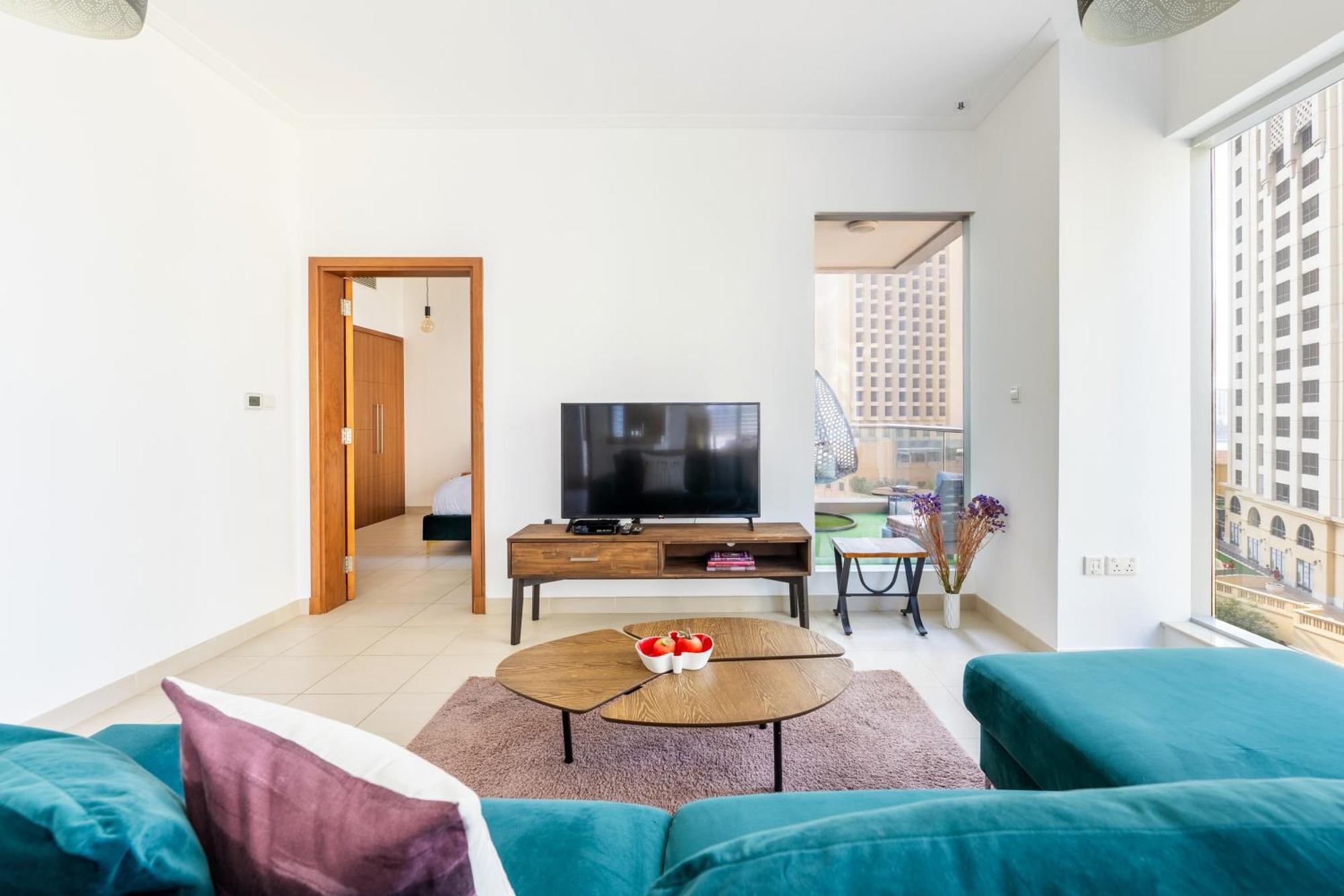 Seaview Elegance! 1-bedroom Retreat In Marina Promenade