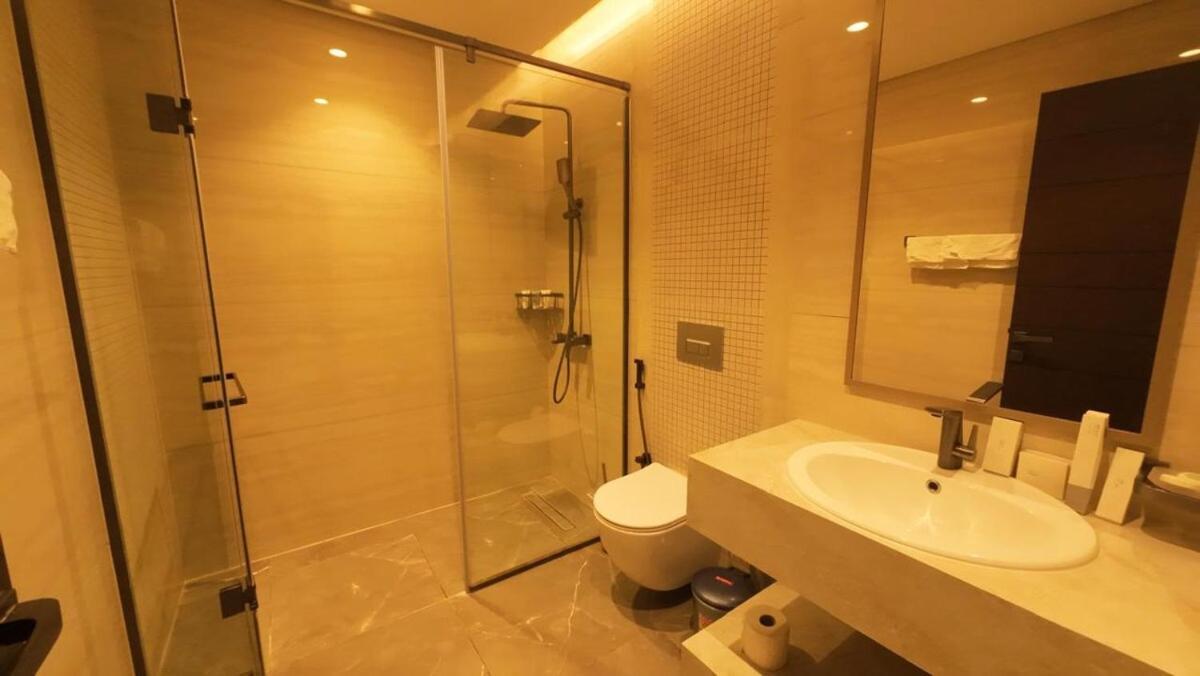 Apartment Breathtaking 2bedroom In Nobles Dubai
