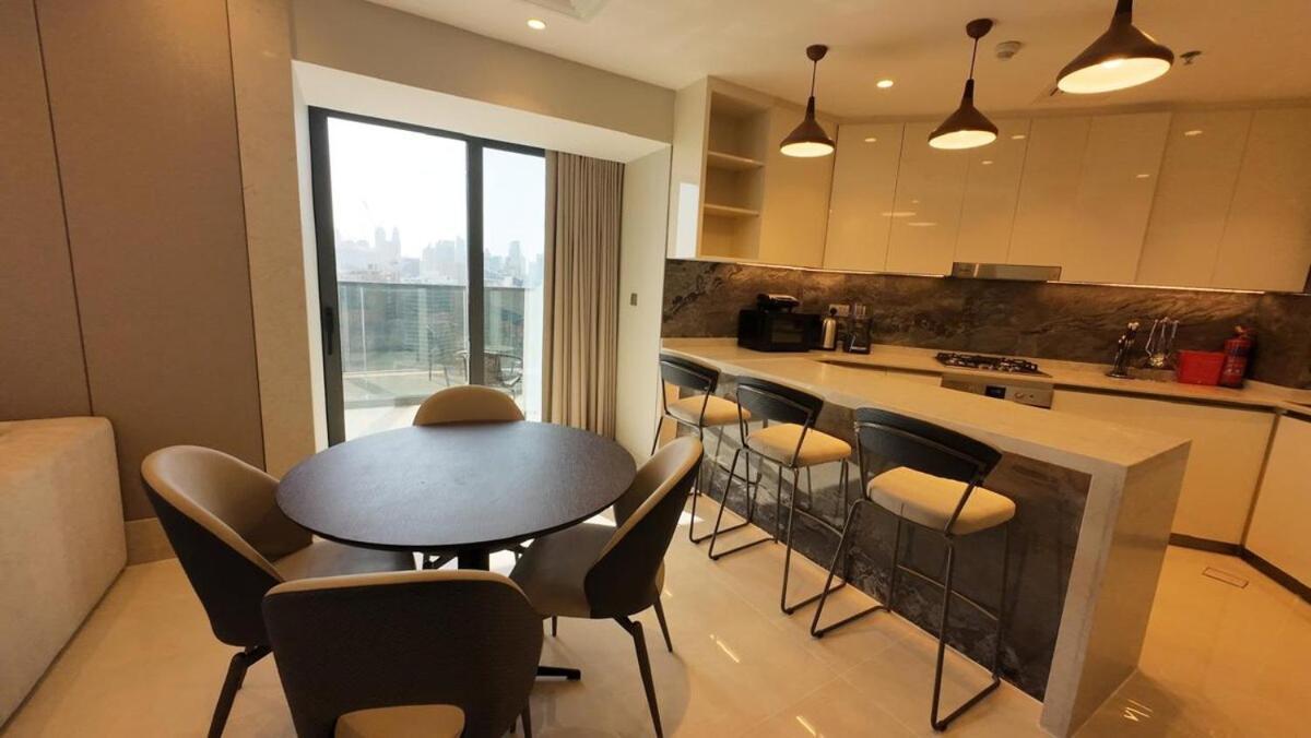 Breathtaking 2bedroom In Nobles Apartment Dubai