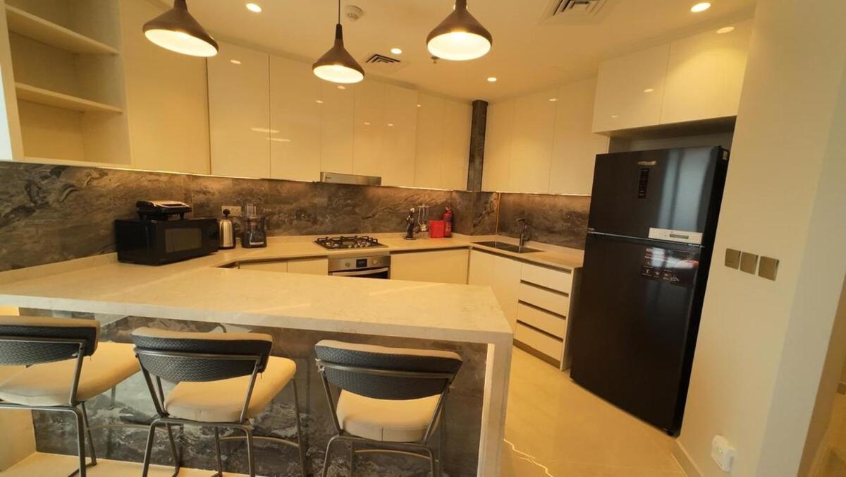 Apartment Breathtaking 2bedroom In Nobles Dubai