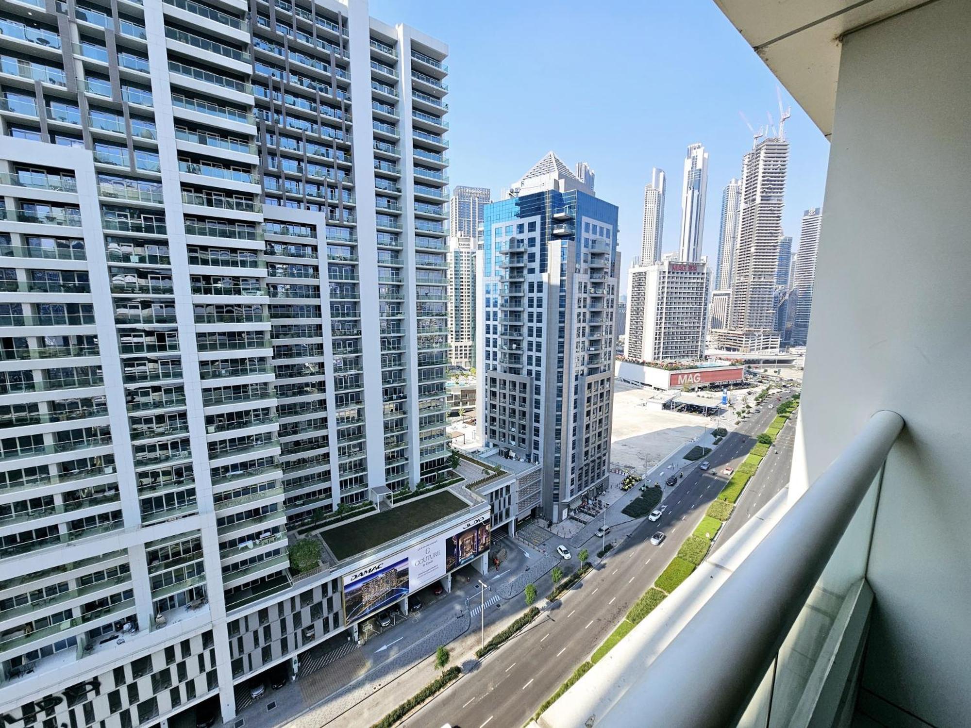 Apartment Sunrise Homes - Modern Beside Canal