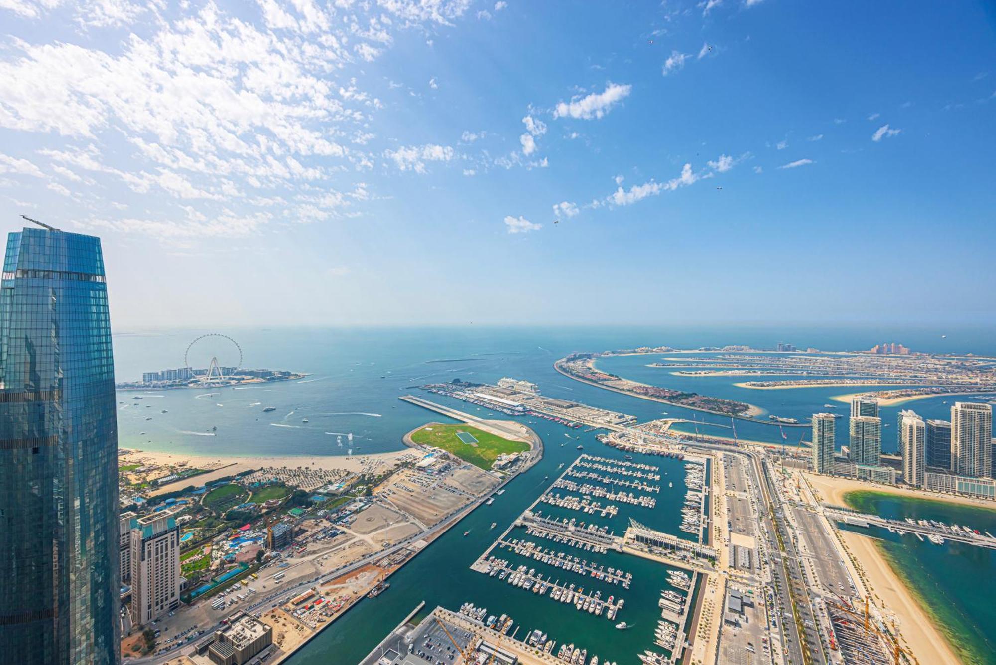 Daniels 3br At Princess Tower With Full Palm Jumeirah View *