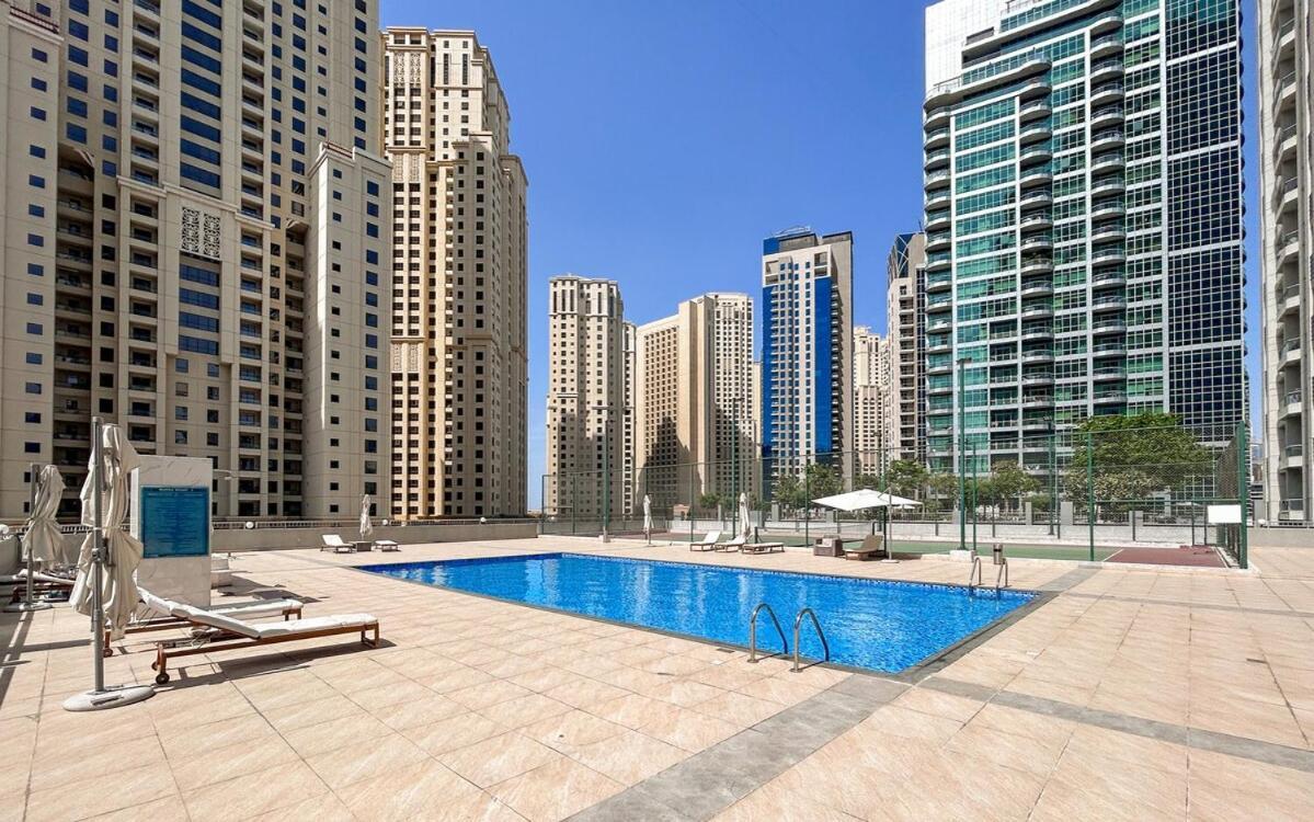 Stunning In Jbr - Near Tram Apartment *