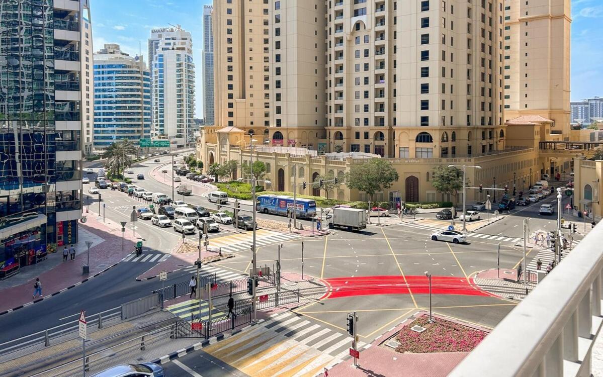 Apartment Stunning In Jbr - Near Tram Dubai