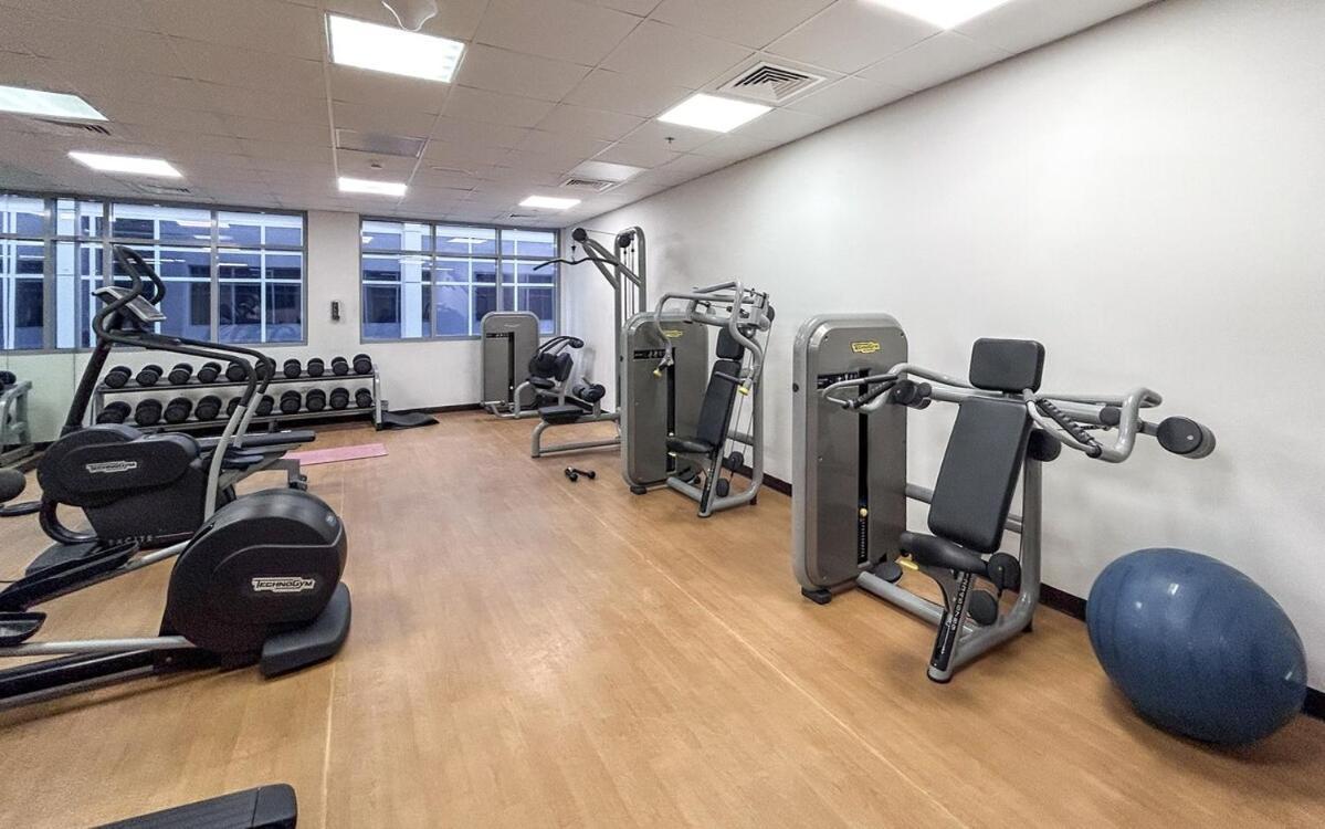 Stunning In Jbr - Near Tram Apartment
