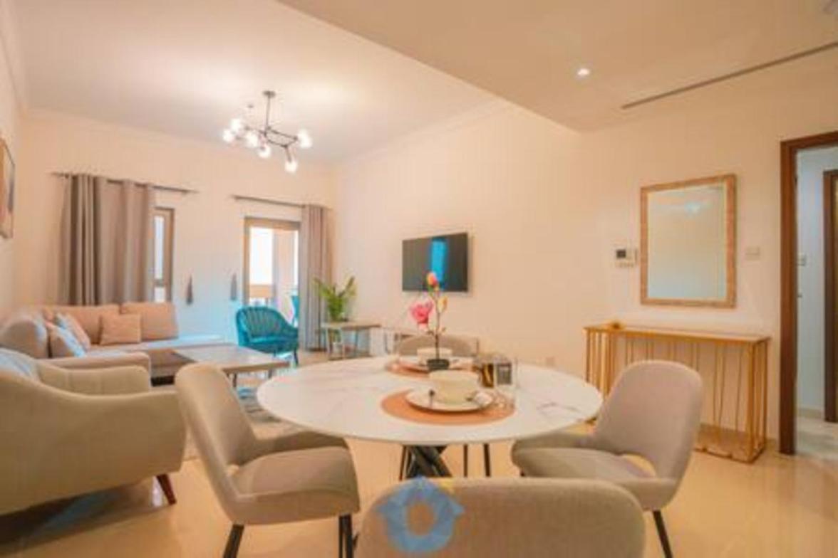 108sa Spacious And Chic 1-bhk In Palm Jumeirah Apartment