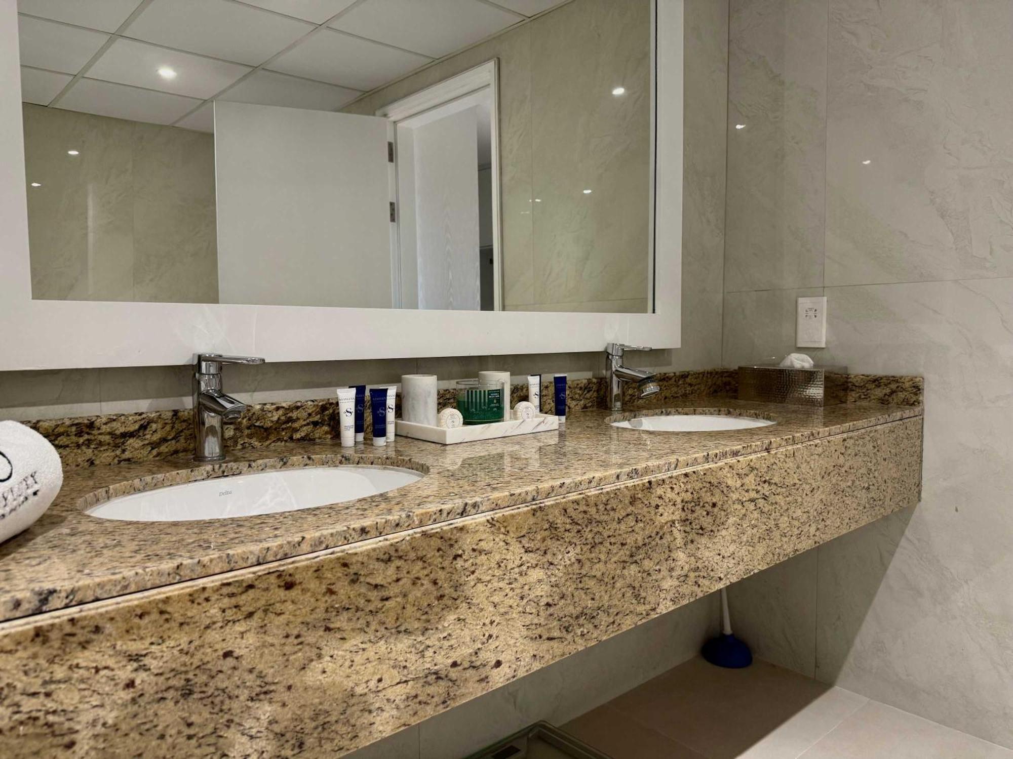 1br Sea & Atlantis View At 5-star Apartment Dubai