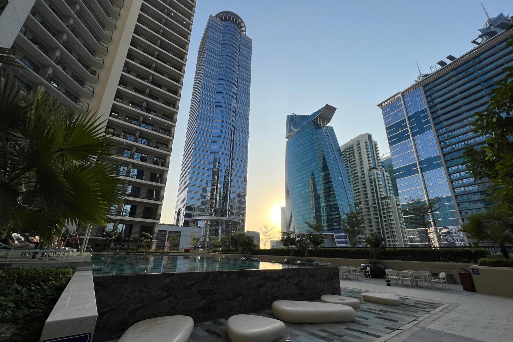 Relaxing 1br Escape, Scenic Pool View Zada Tower - 6ab22 Apartment *