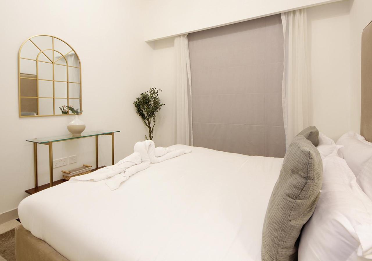 Stylish 3br In Burjcrown Balcony & Highend Comfort Apartment *