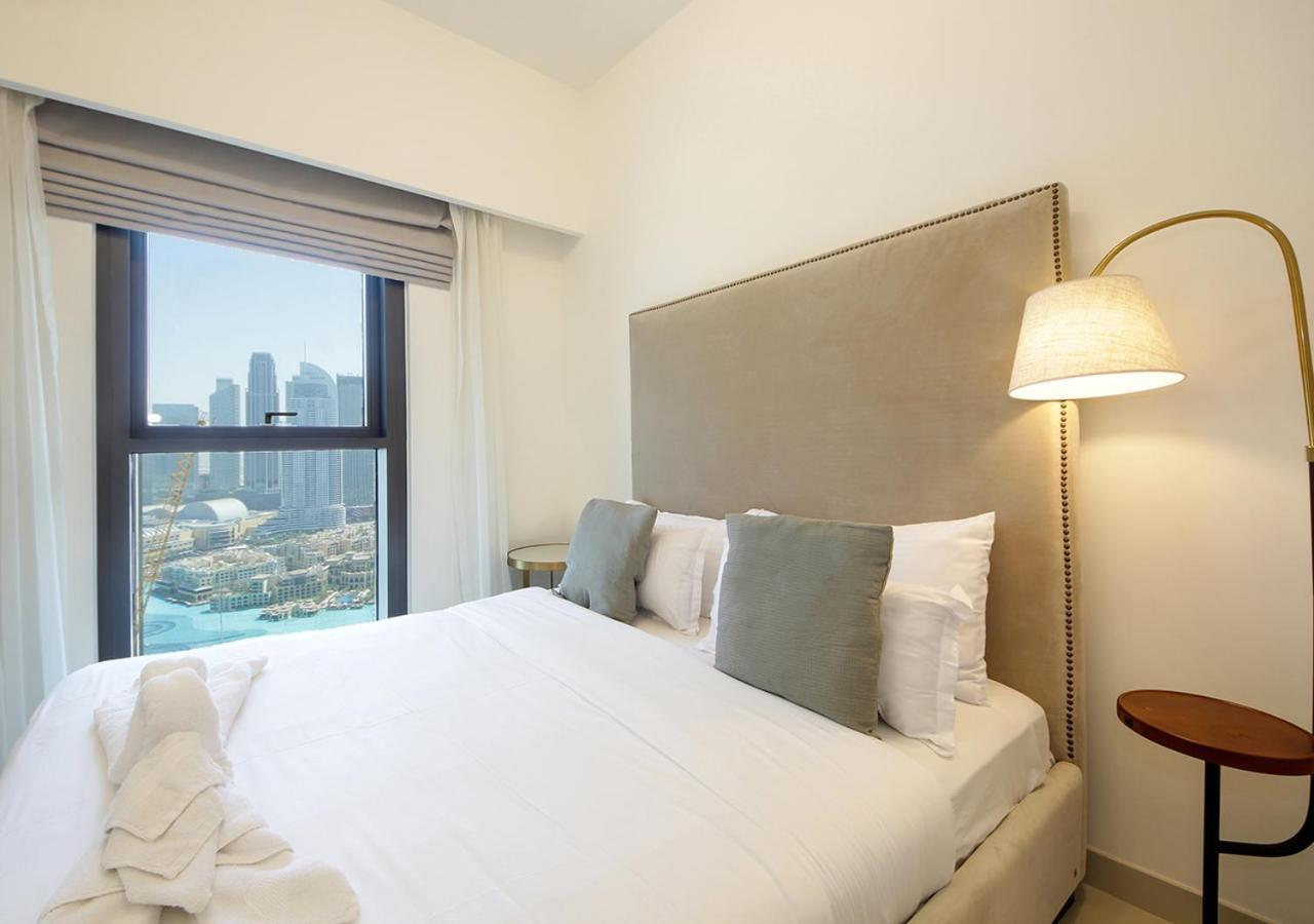 Apartment Stylish 3br In Burjcrown Balcony & Highend Comfort Dubai