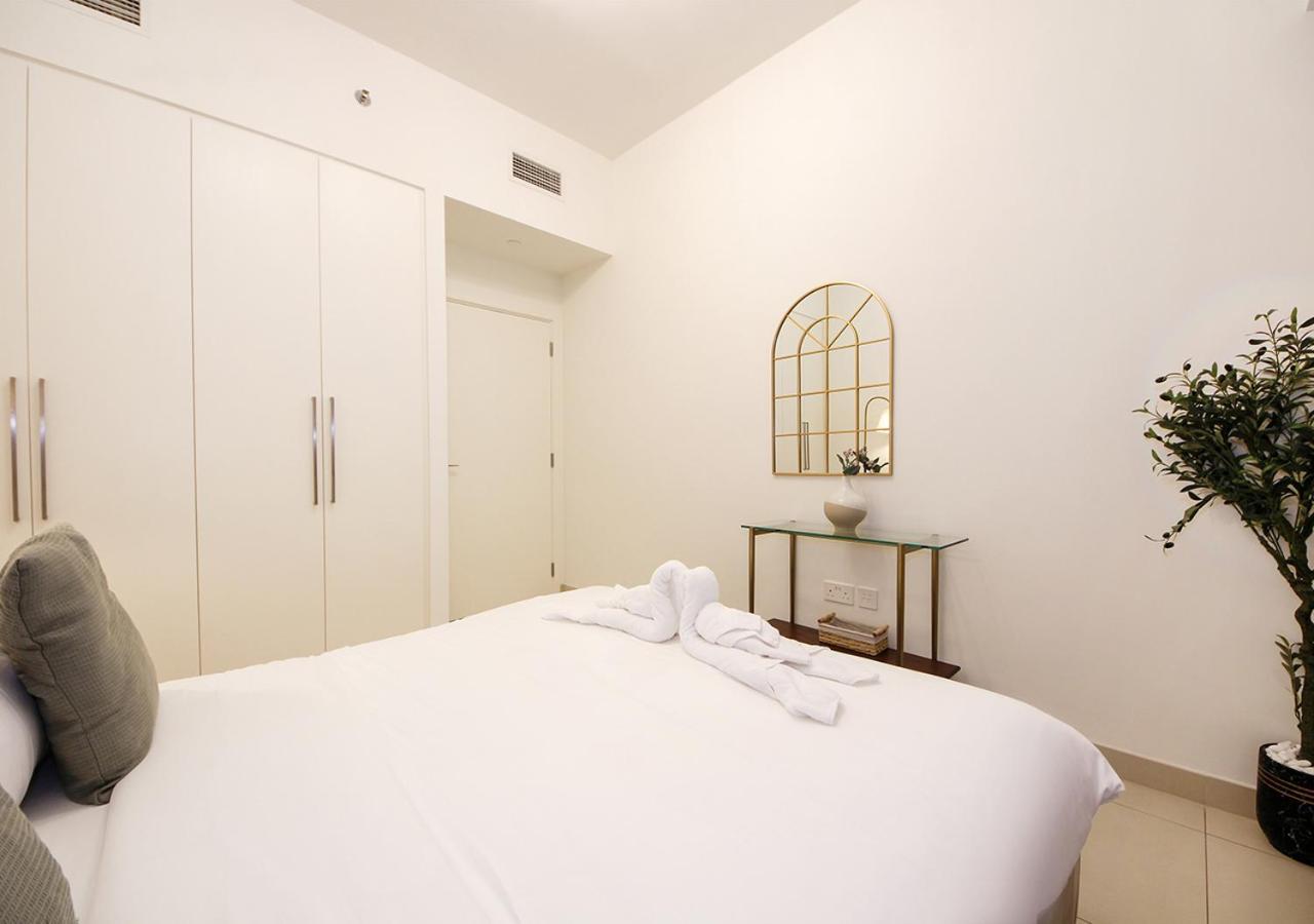 Apartment Stylish 3br In Burjcrown Balcony & Highend Comfort *