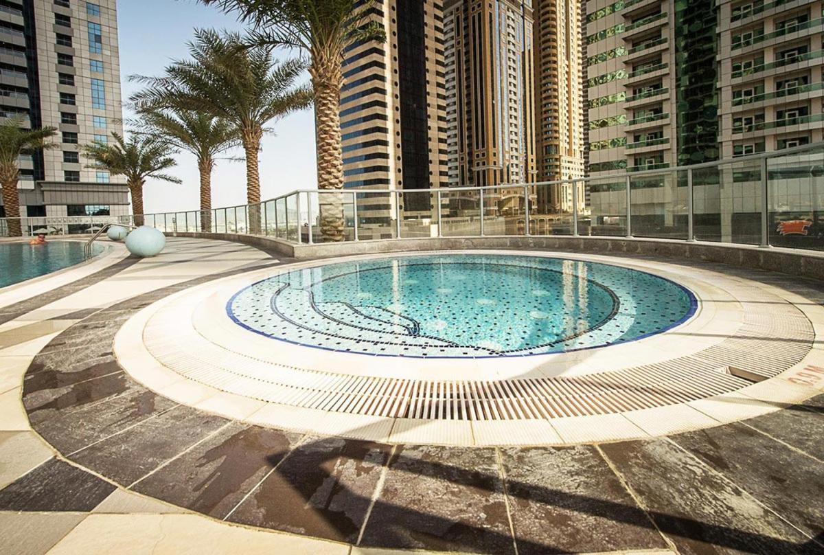 2br Cozy Elegant, 3 Min To Beach, Marina * Dubai
