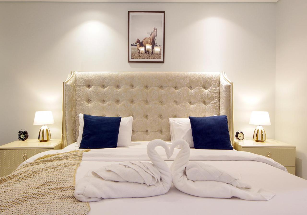 The Perfect Paramount Business Bay 2br Apartment *