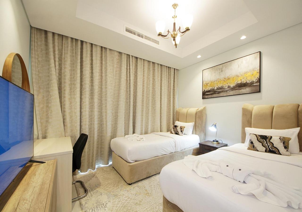 The Perfect Paramount Business Bay 2br Dubai