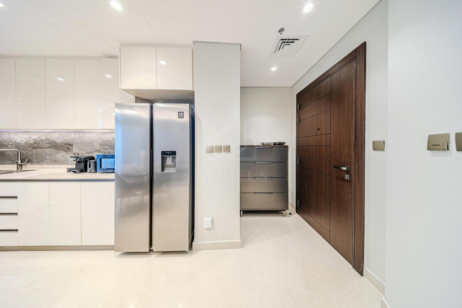 Classy 1 Bedroom In Nobles Tower Apartment Dubai