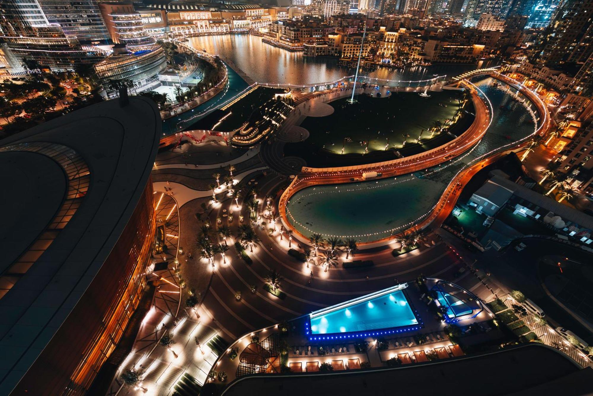 Stylish 2-bedroom Luxury In Downtown With Burj Khalifa & Fountain Views * Dubai