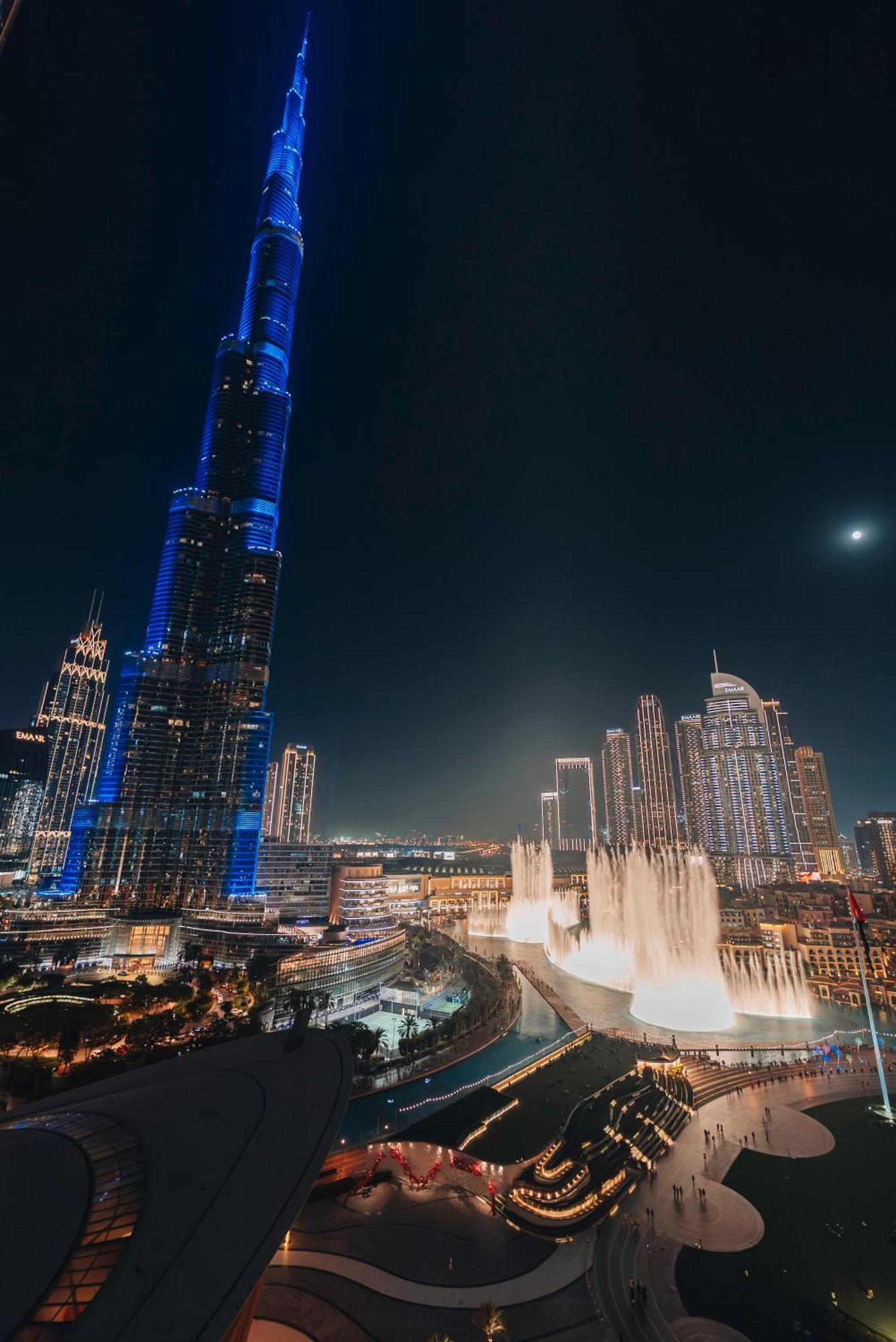 Stylish 2-bedroom Luxury In Downtown With Burj Khalifa & Fountain Views Apartment *