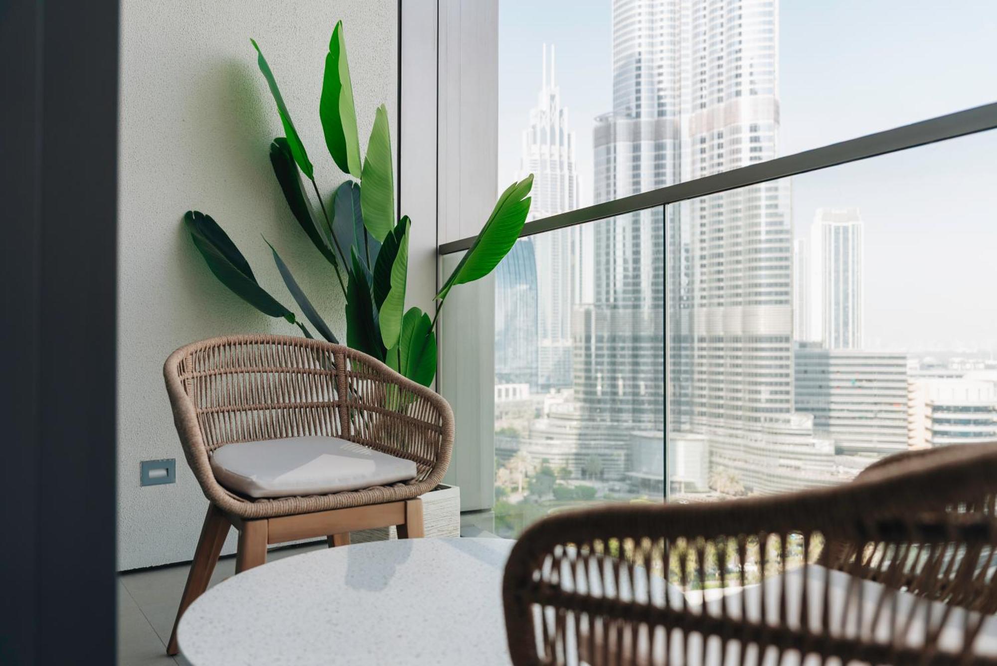 Apartment Stylish 2-bedroom Luxury In Downtown With Burj Khalifa & Fountain Views Dubai