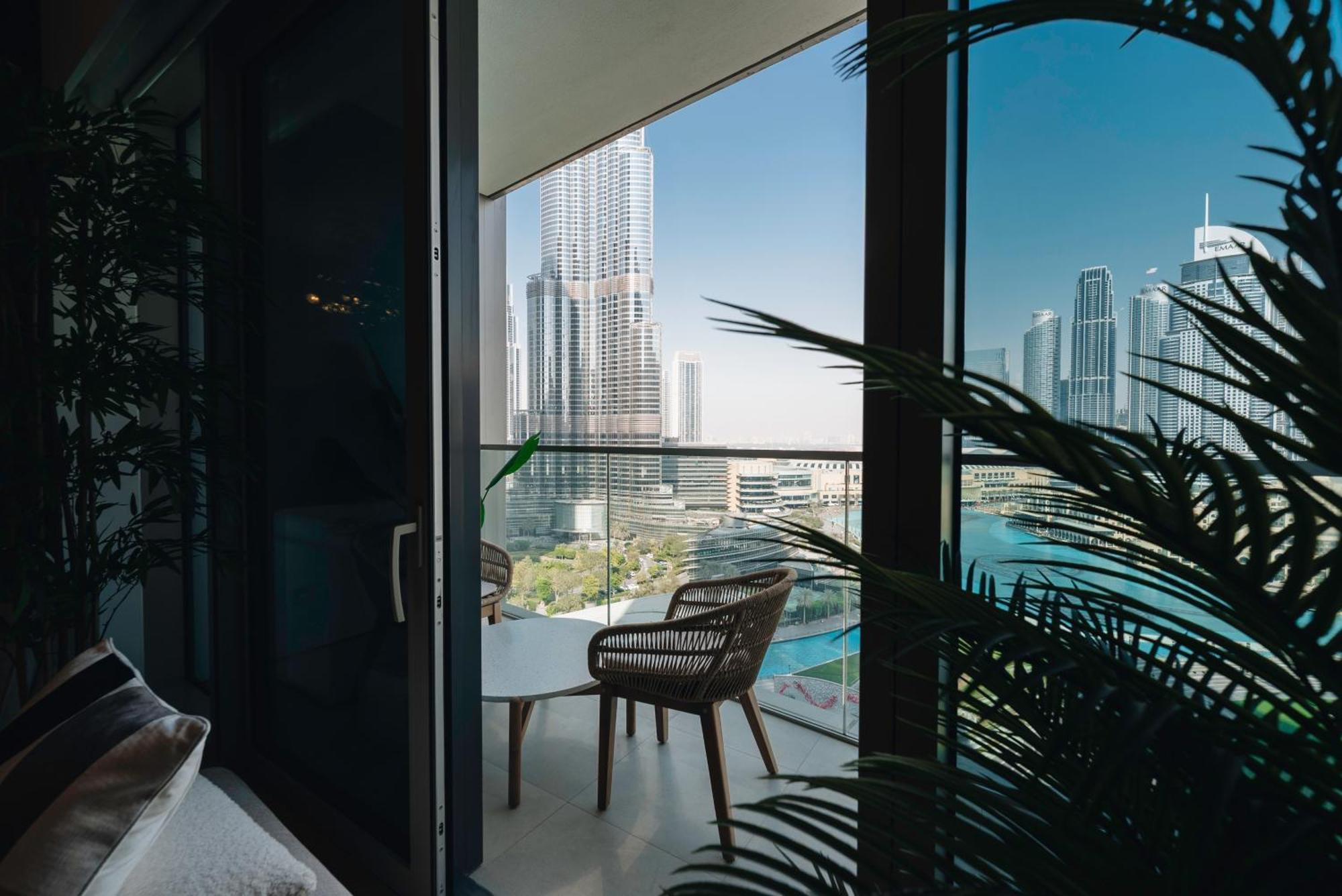 Stylish 2-bedroom Luxury In Downtown With Burj Khalifa & Fountain Views Apartment
