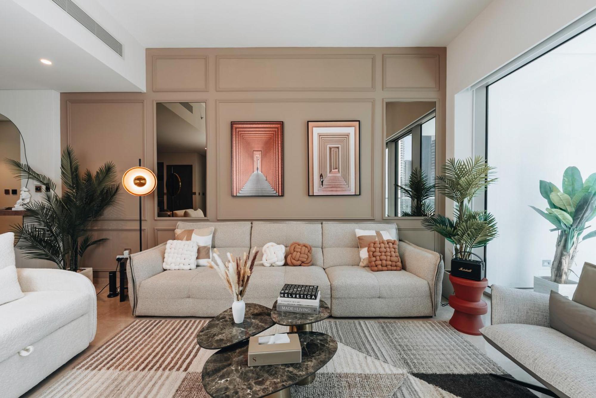 Luxury 1-bedroom In Downtown I Walk To Mall And Fountains Apartment Dubai