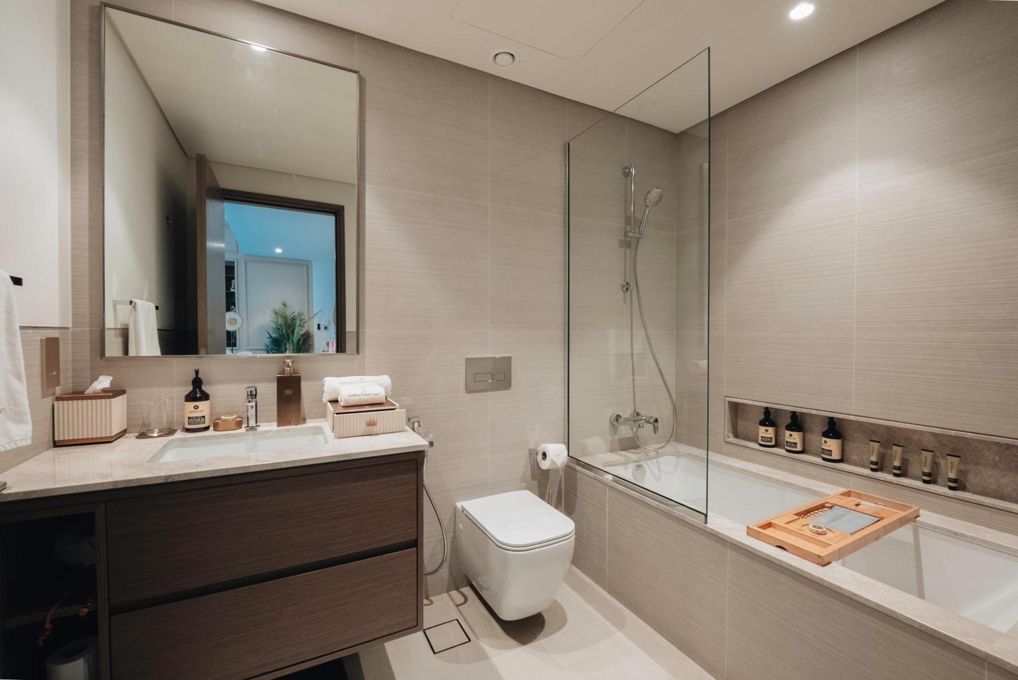 Apartment Luxury 1-bedroom In Downtown I Walk To Mall And Fountains *